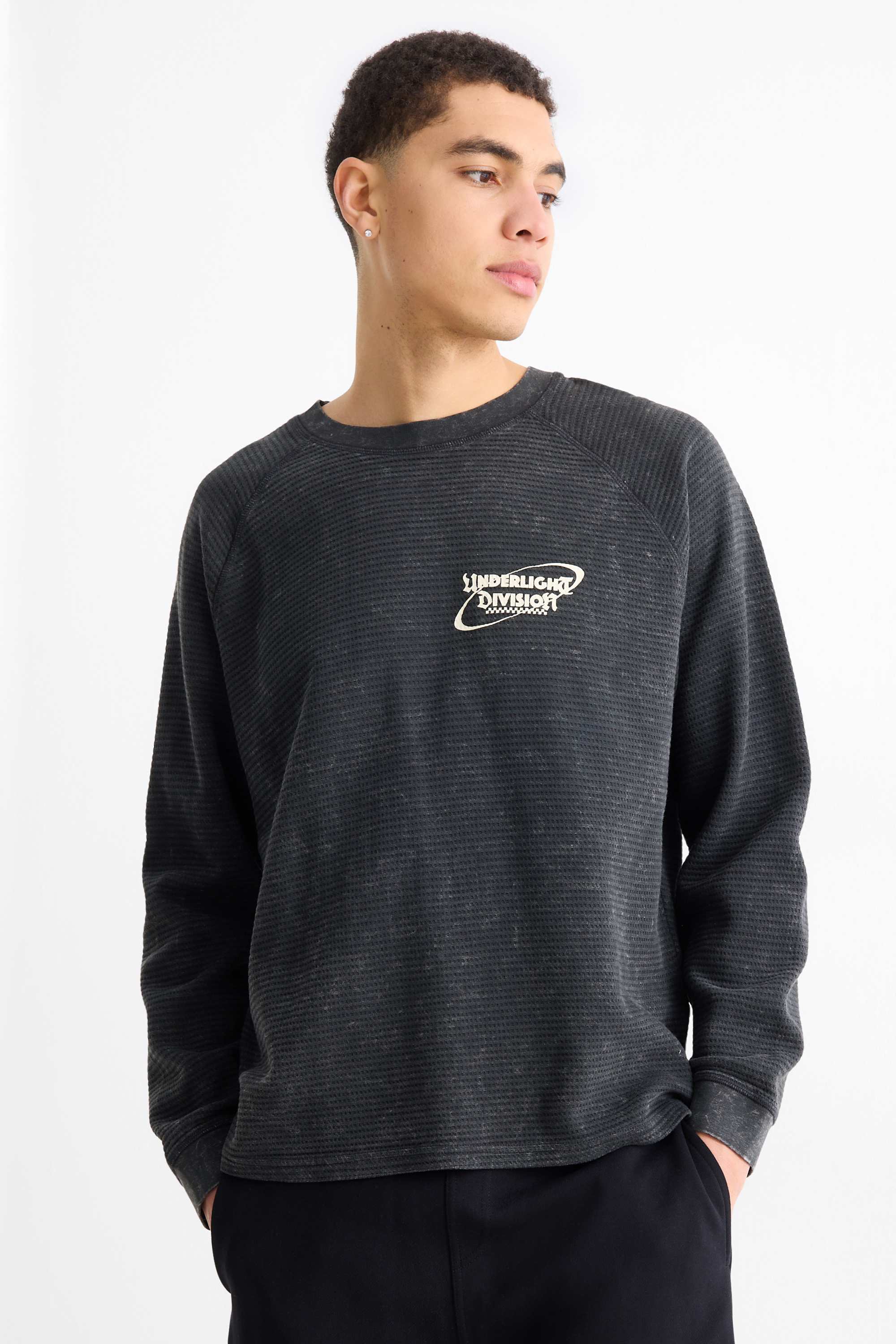 Long sleeve top - relaxed fit - textured black