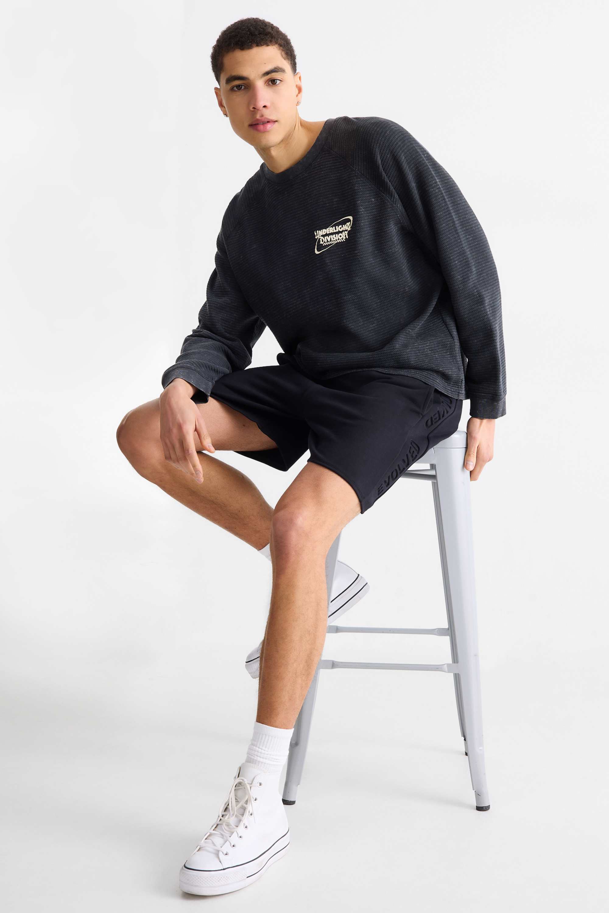 Long sleeve top - relaxed fit - textured black