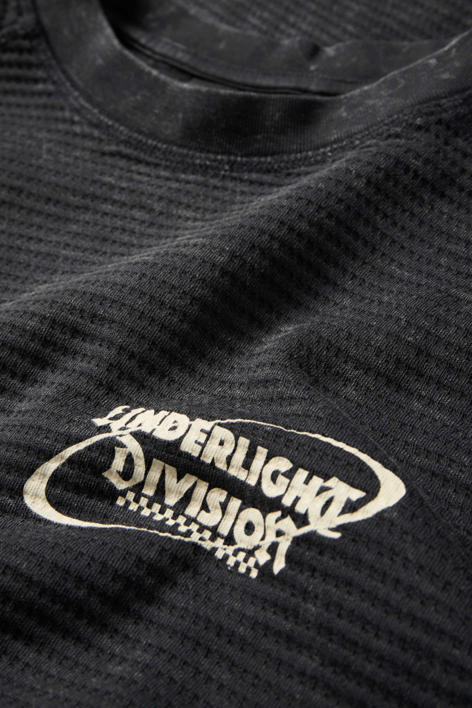 Long sleeve top - relaxed fit - textured black