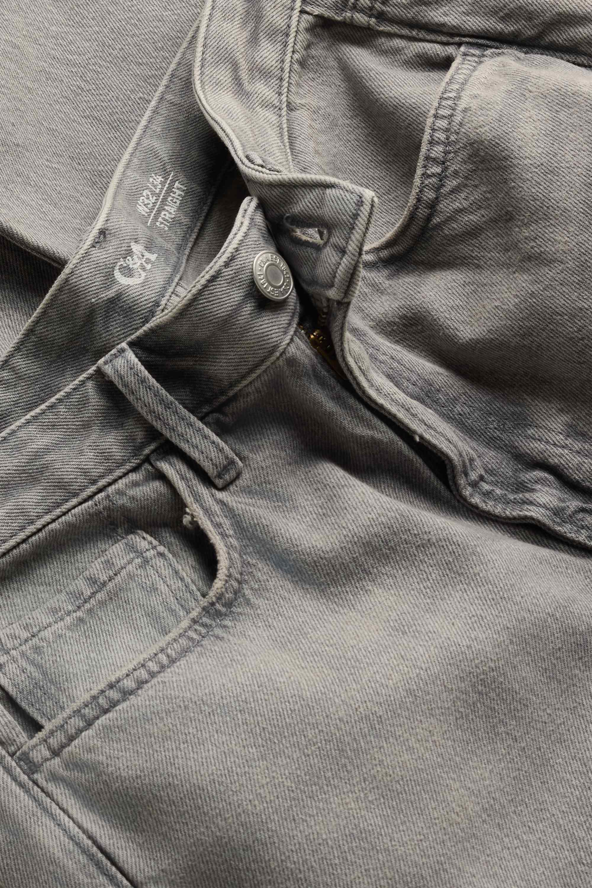 Straight jeans light gray
