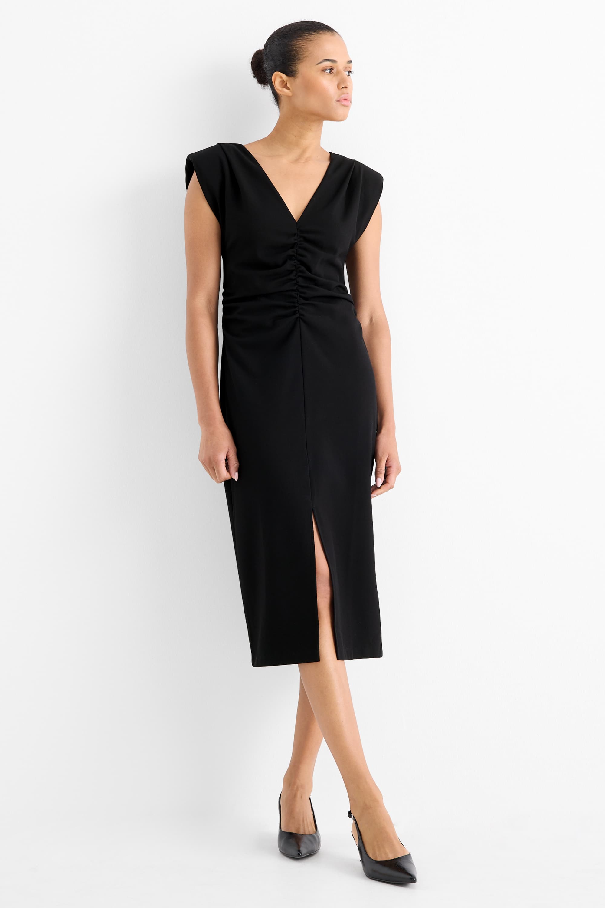 V-neck dress - straight fit black