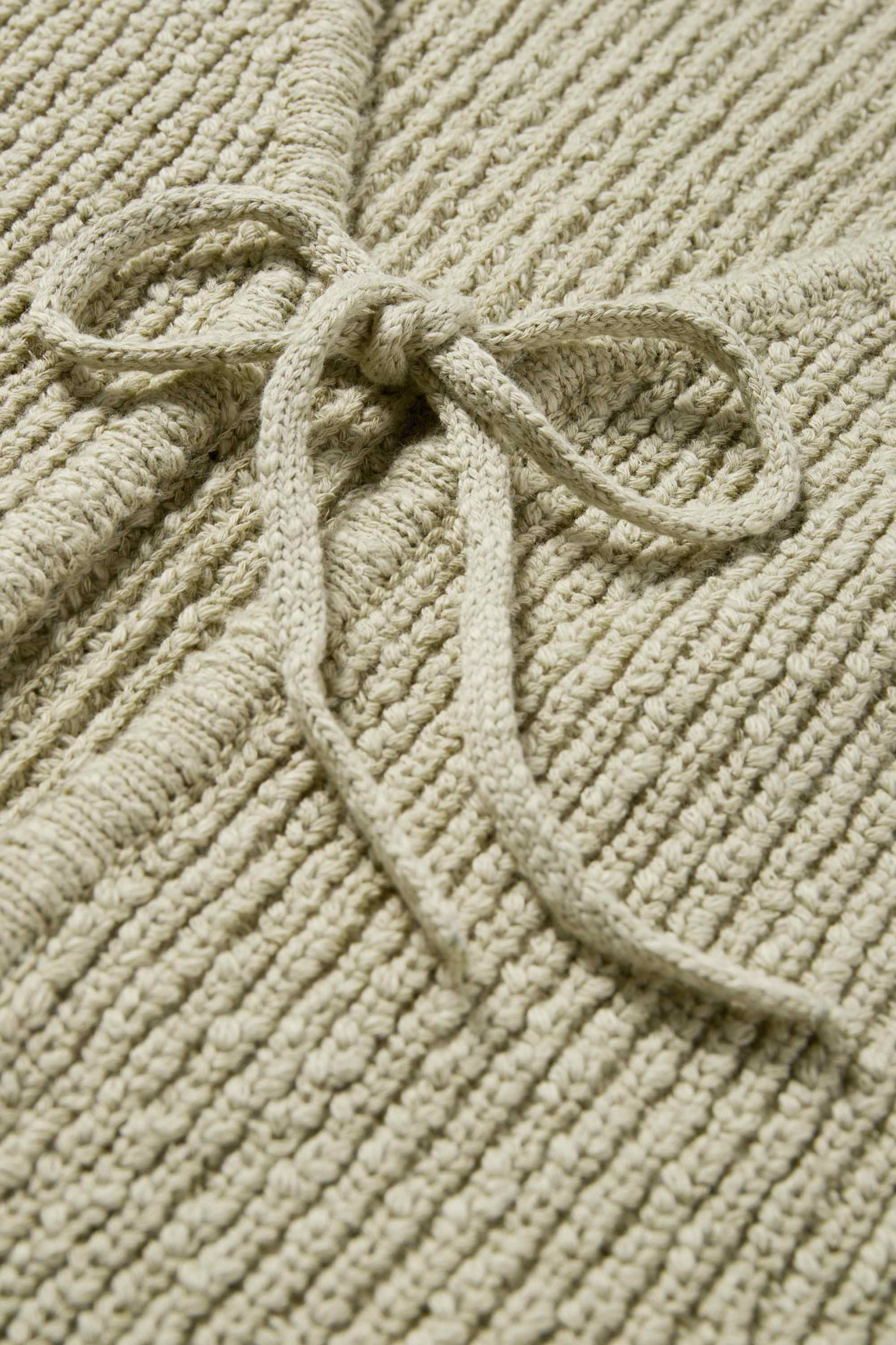 Cardigan - ribbed light green