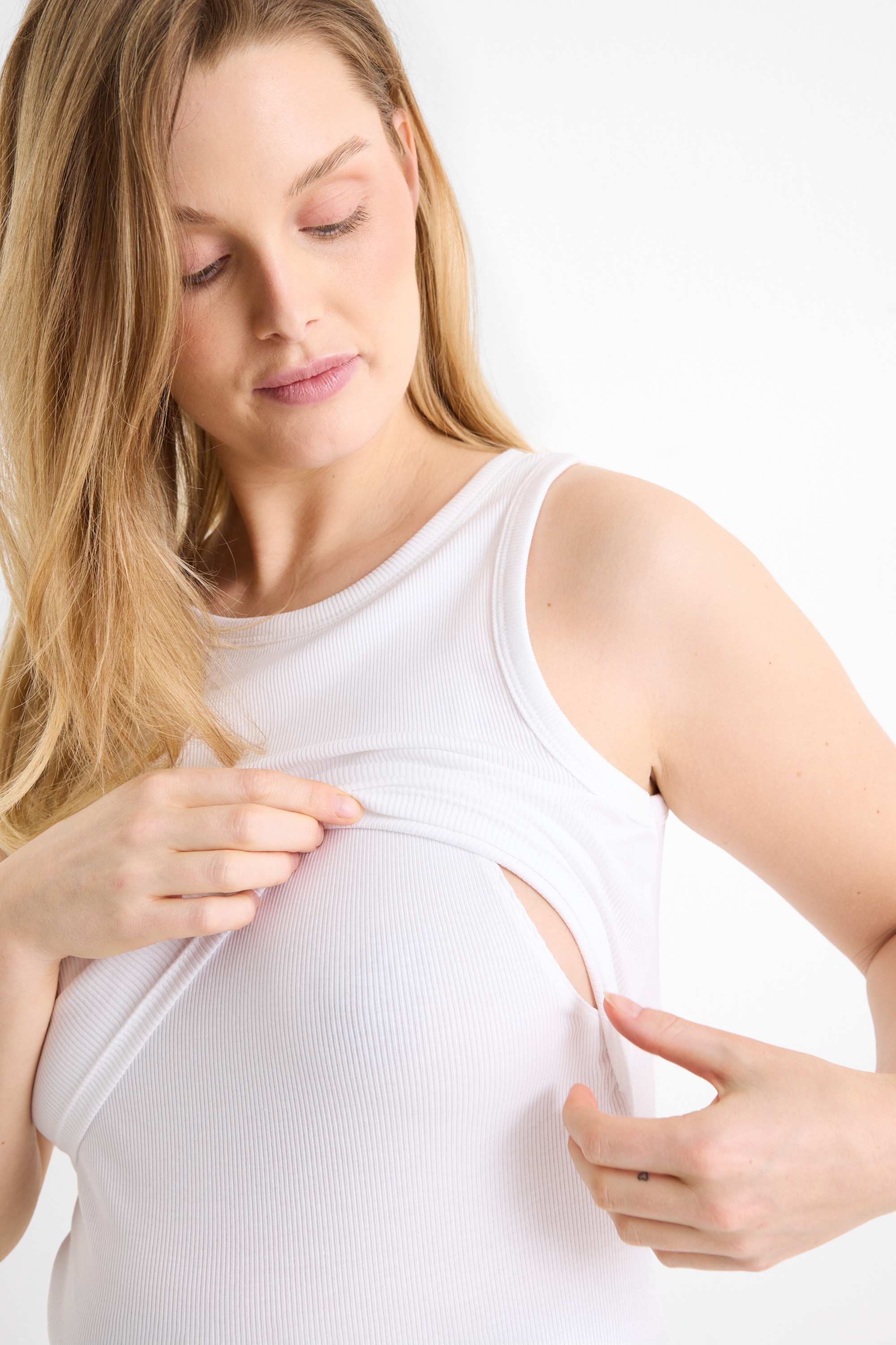 Nursing top - ribbed white