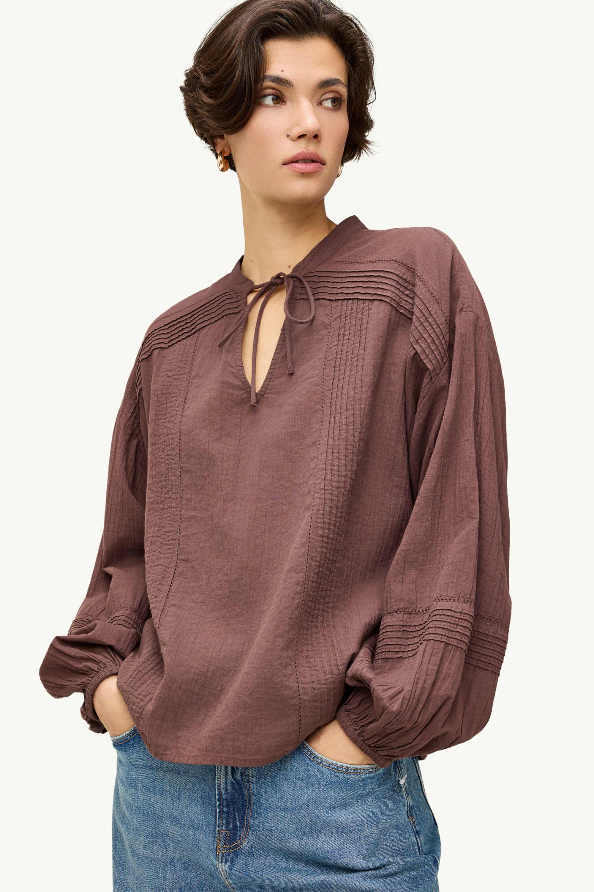 V-neck blouse brown