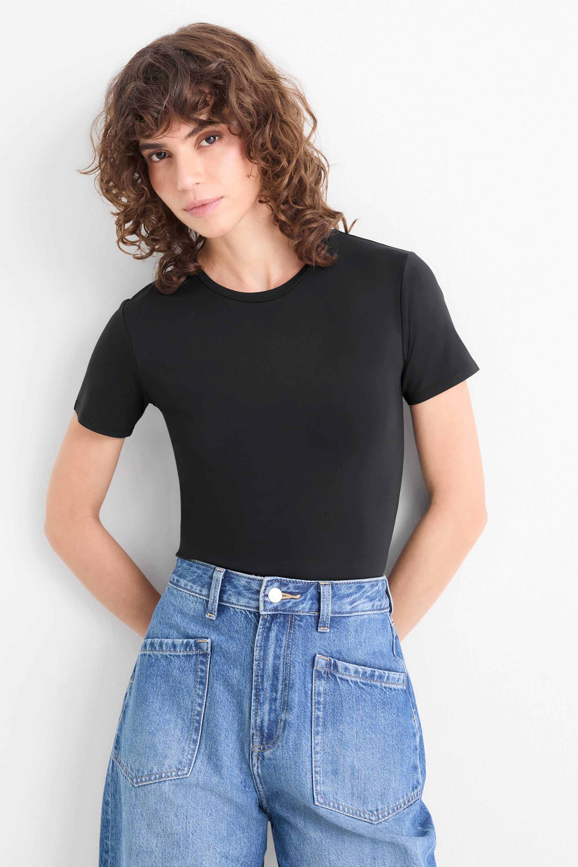 T-shirt - slim fit black