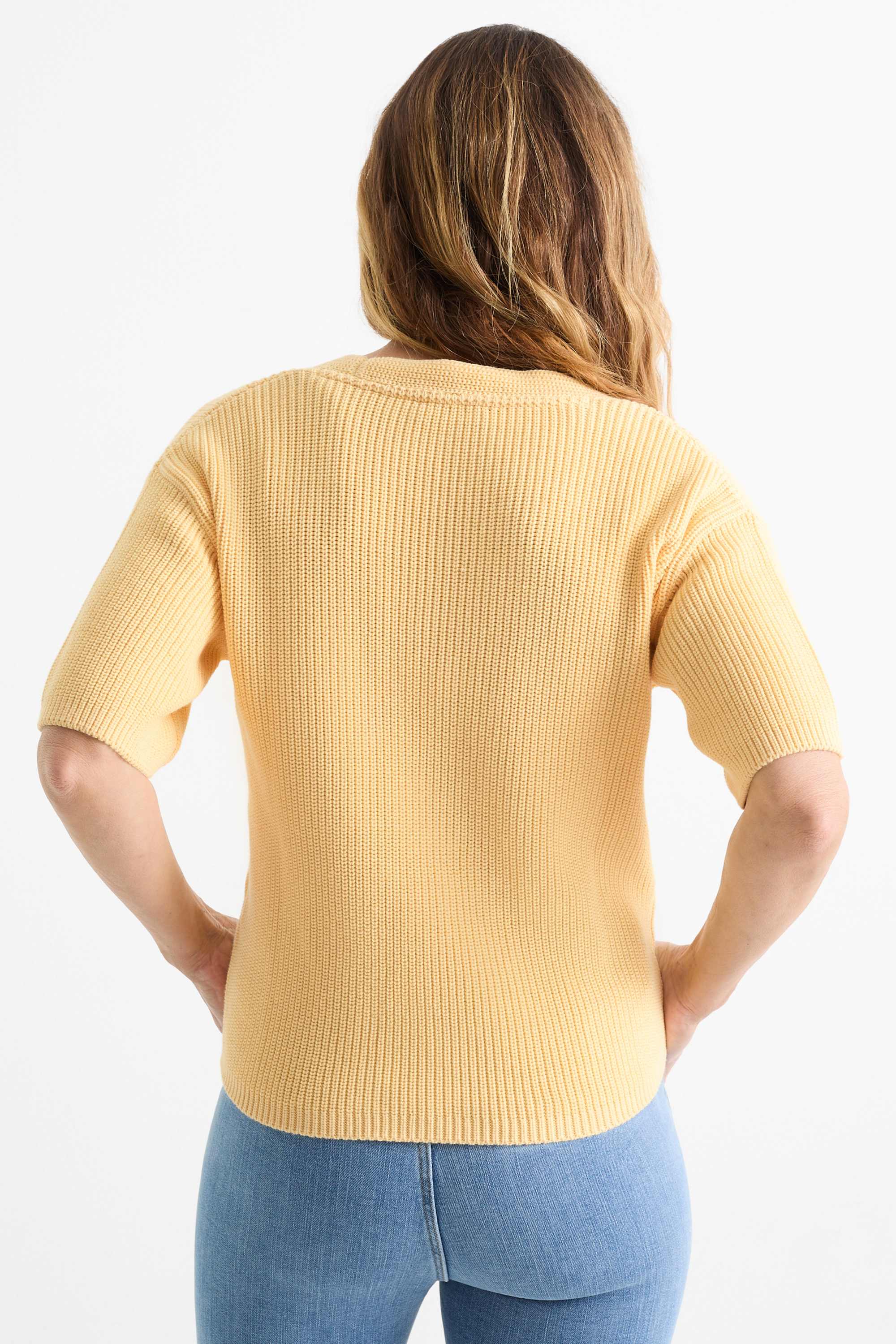 Knitted jumper - short sleeve yellow