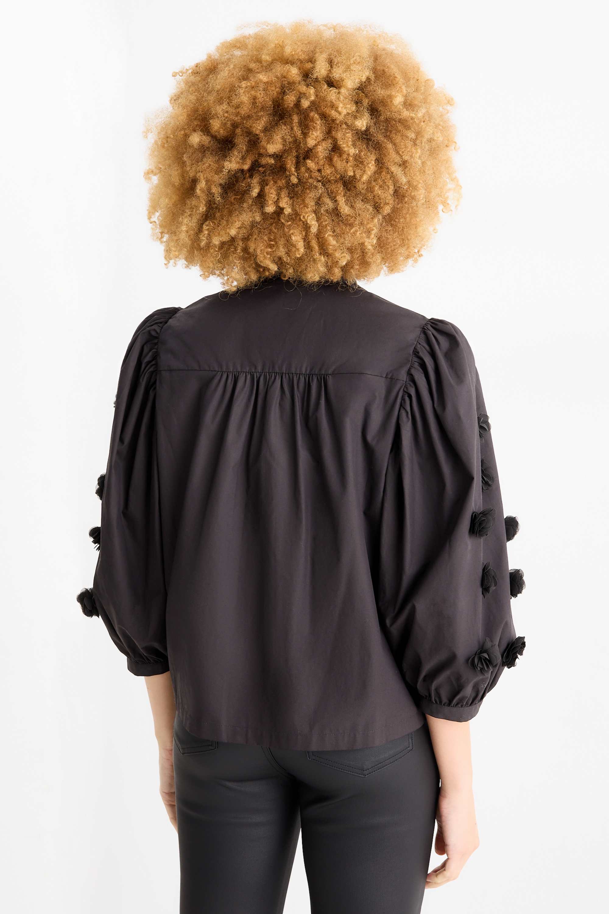 Blouse black
