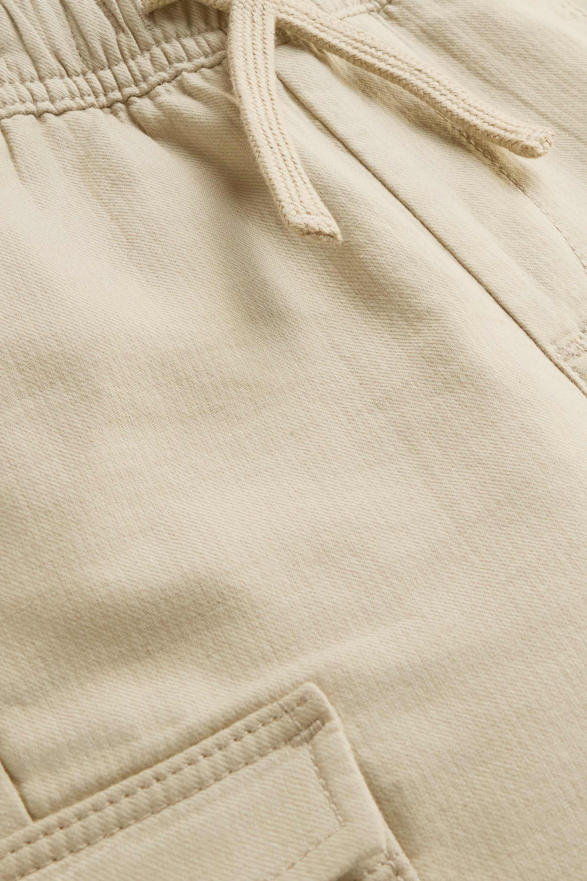 Bermuda shorts beige