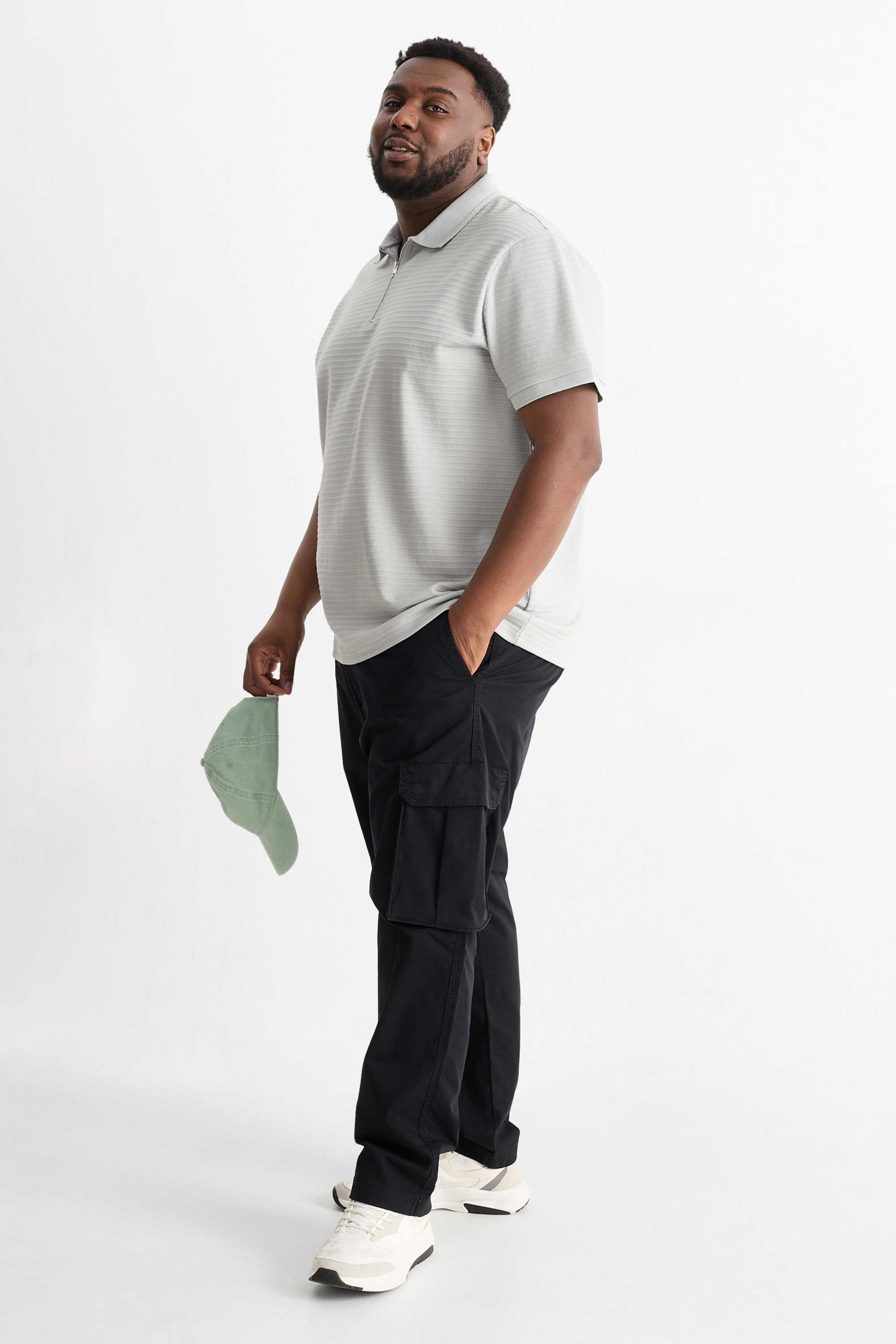 Cargo trousers - tapered fit black