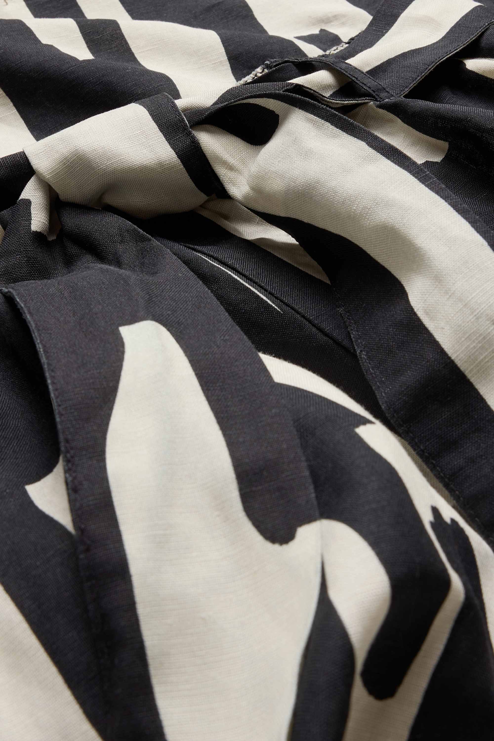 Skirt with belt - linen blend - patterned black / white