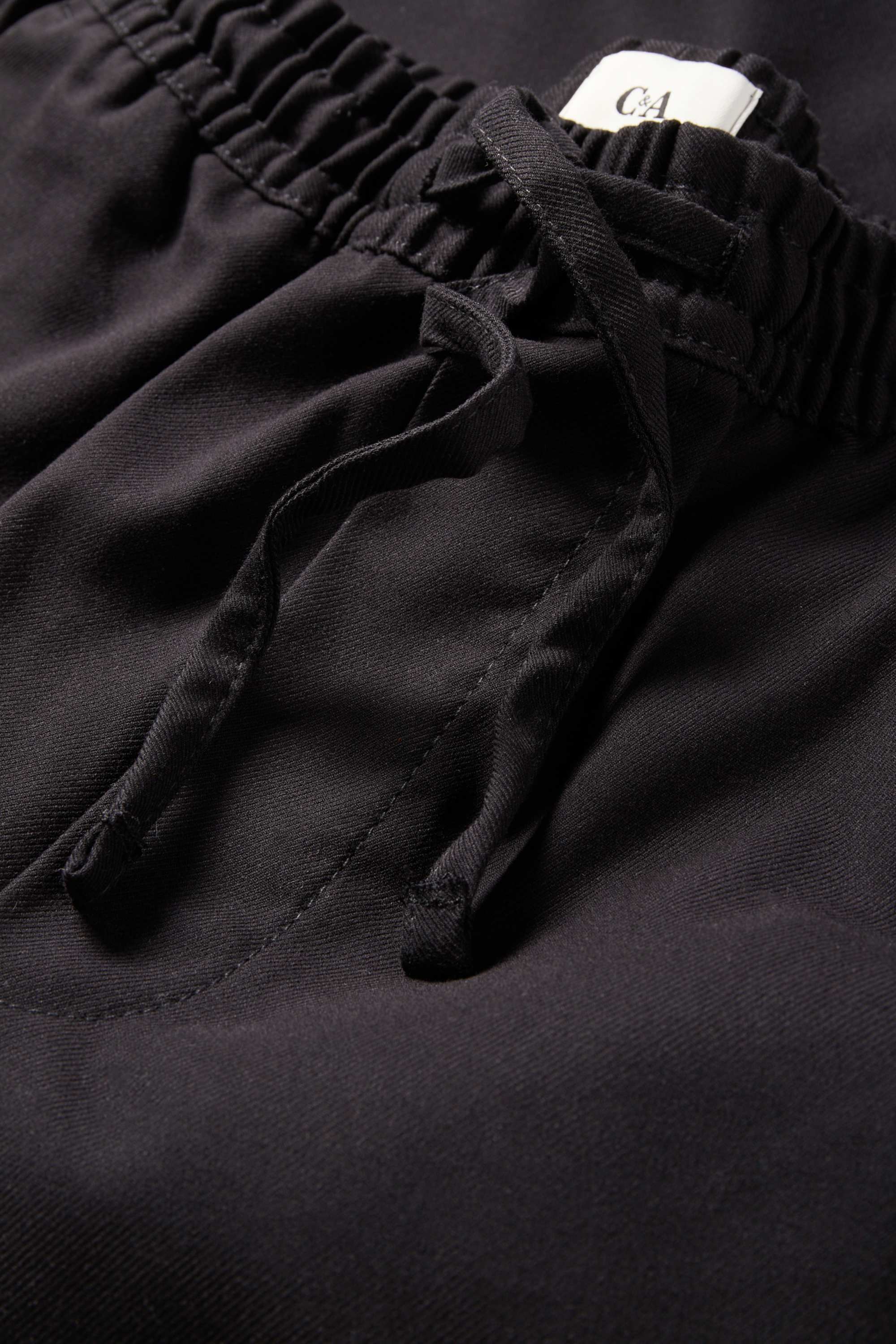 Trousers black
