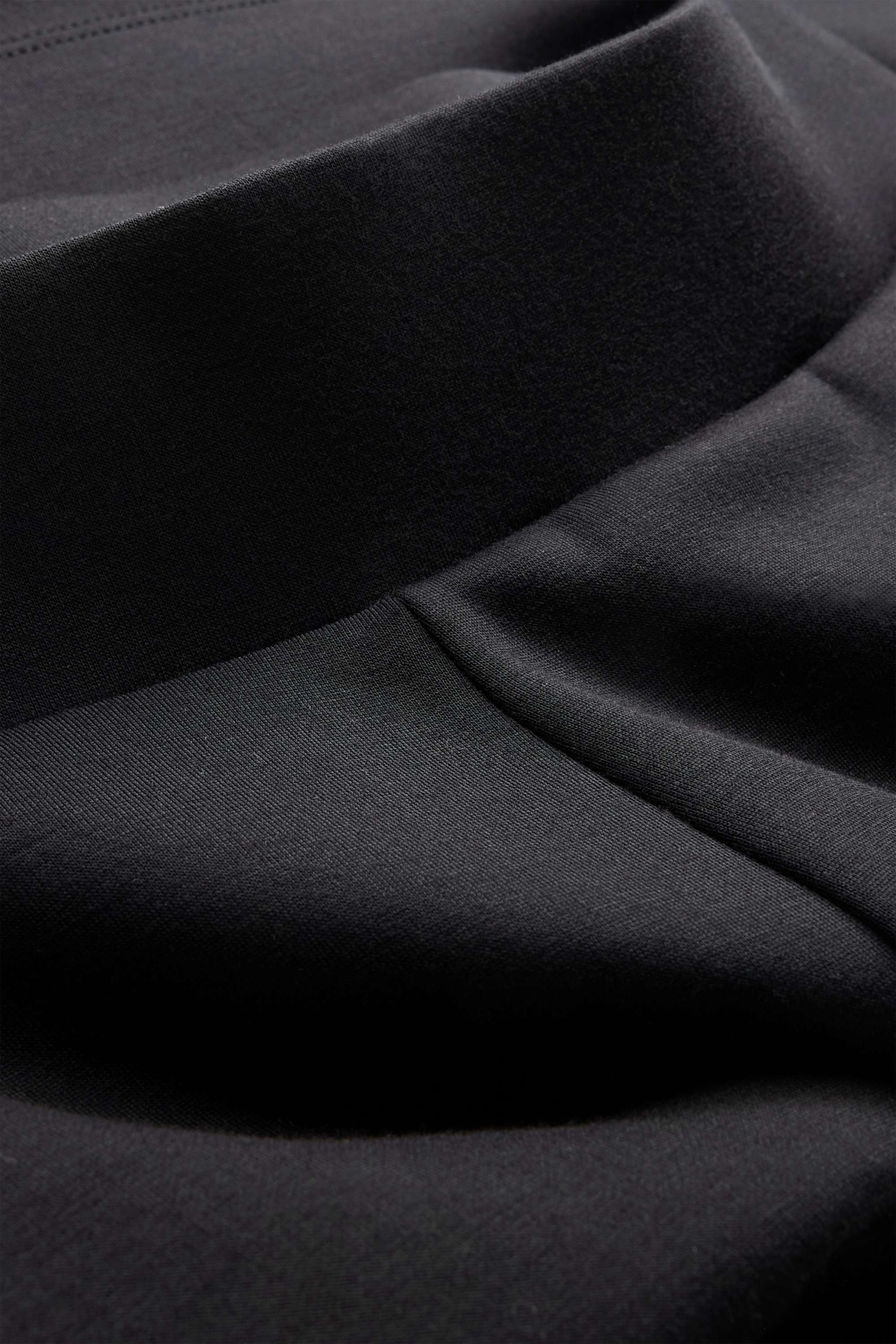 Shorts - mid-rise waist black