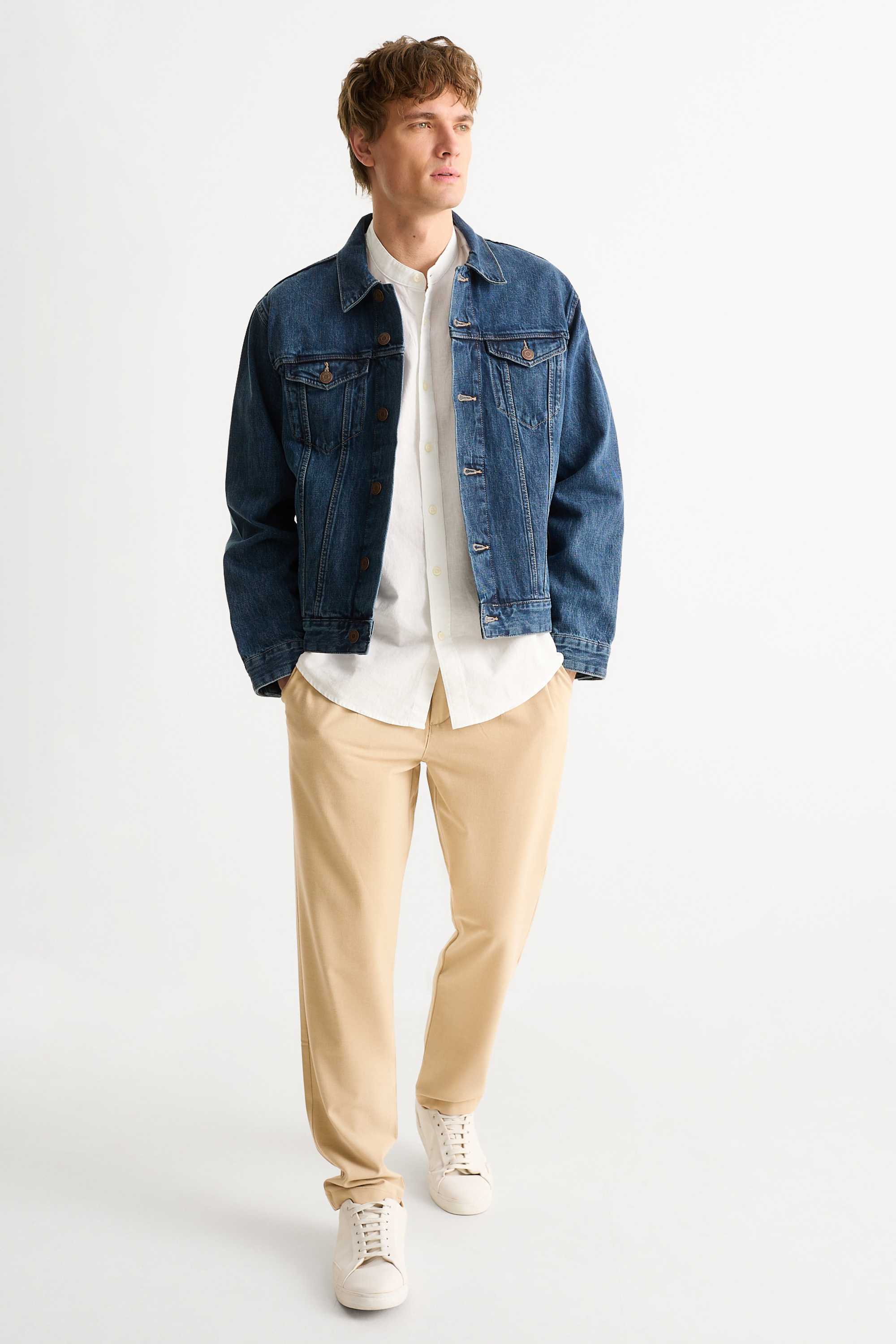 Chinos - tapered fit beige