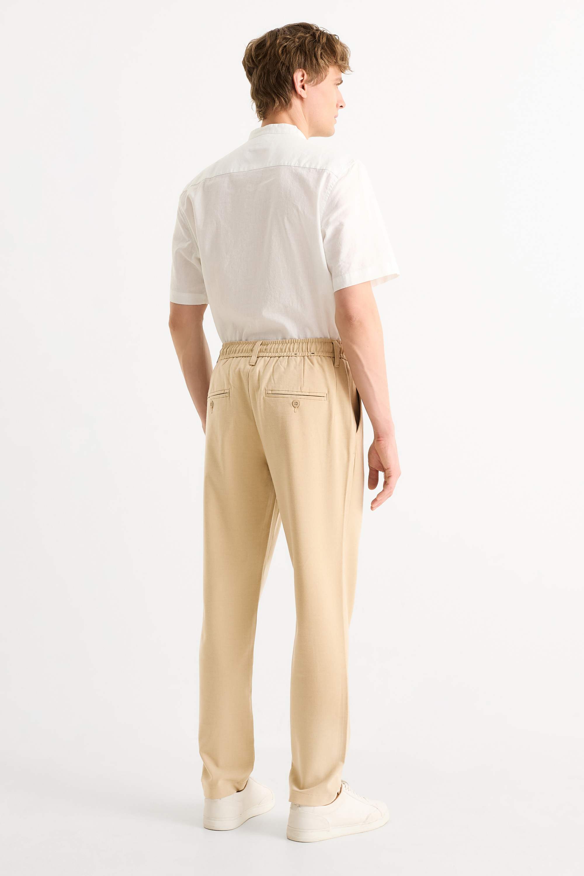 Chinos - tapered fit beige