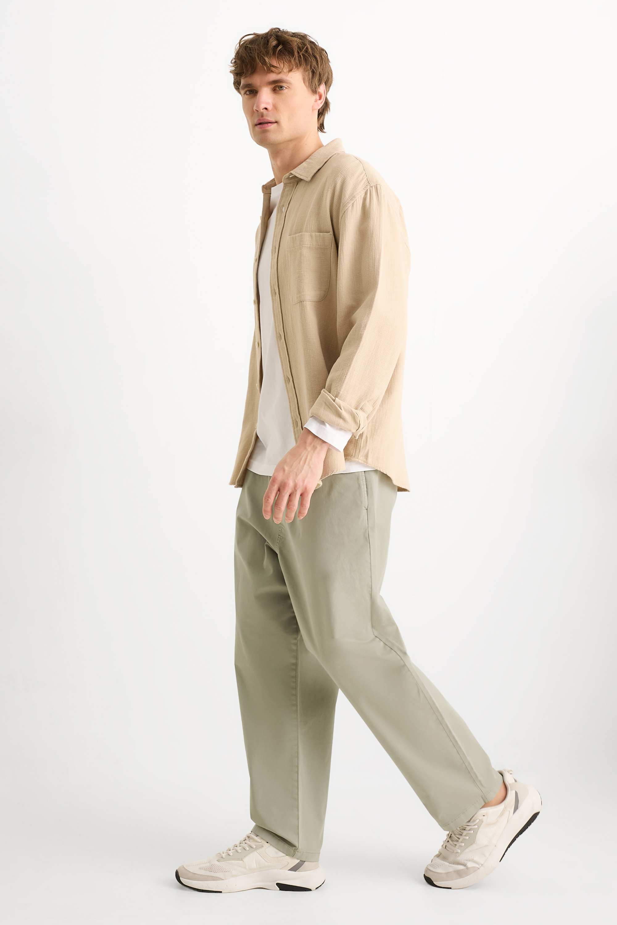 Chinos - relaxed fit light green