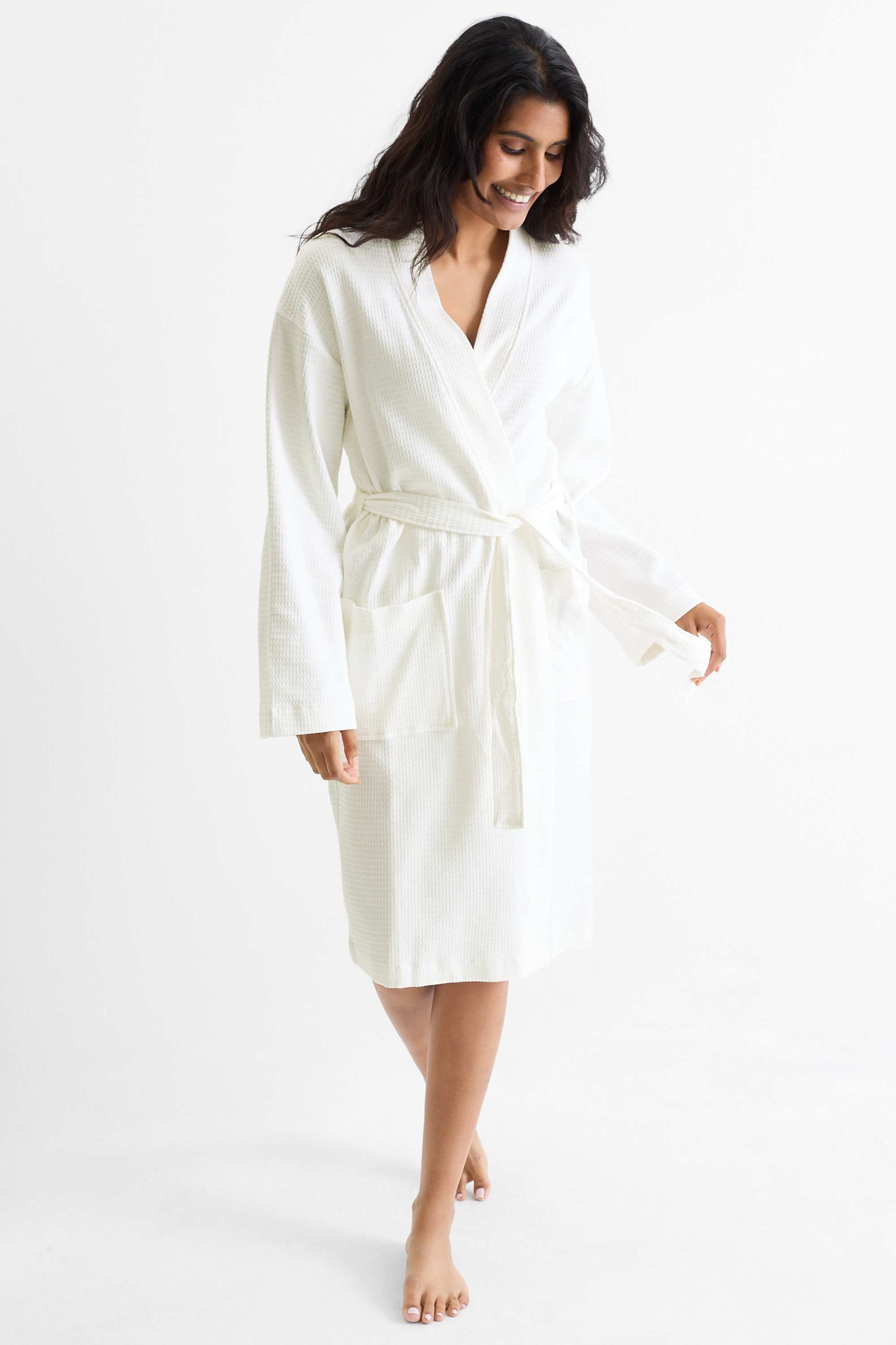 Bathrobe - textured white