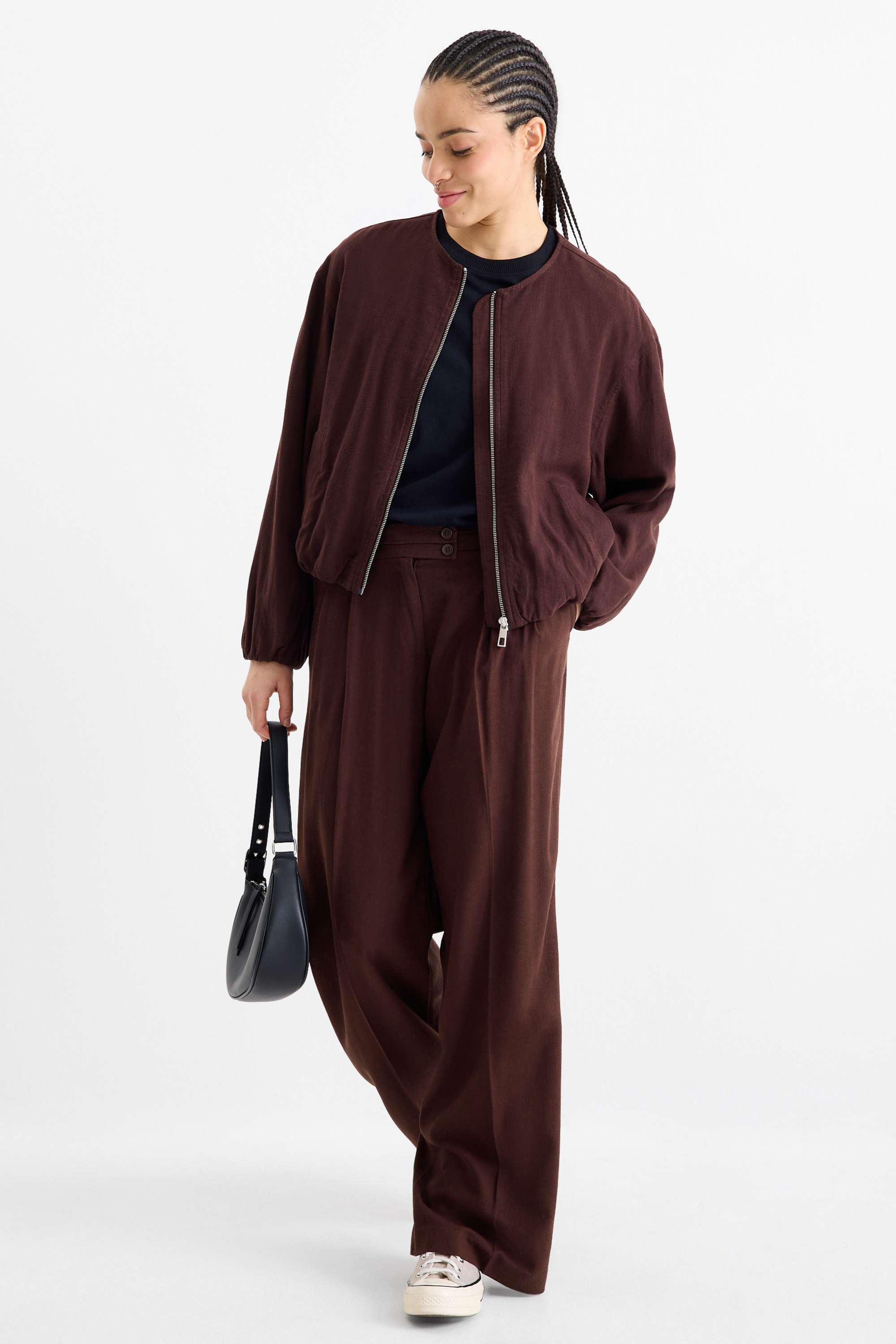 Cloth trousers with linen content - mid-rise waist - loose fit dark brown