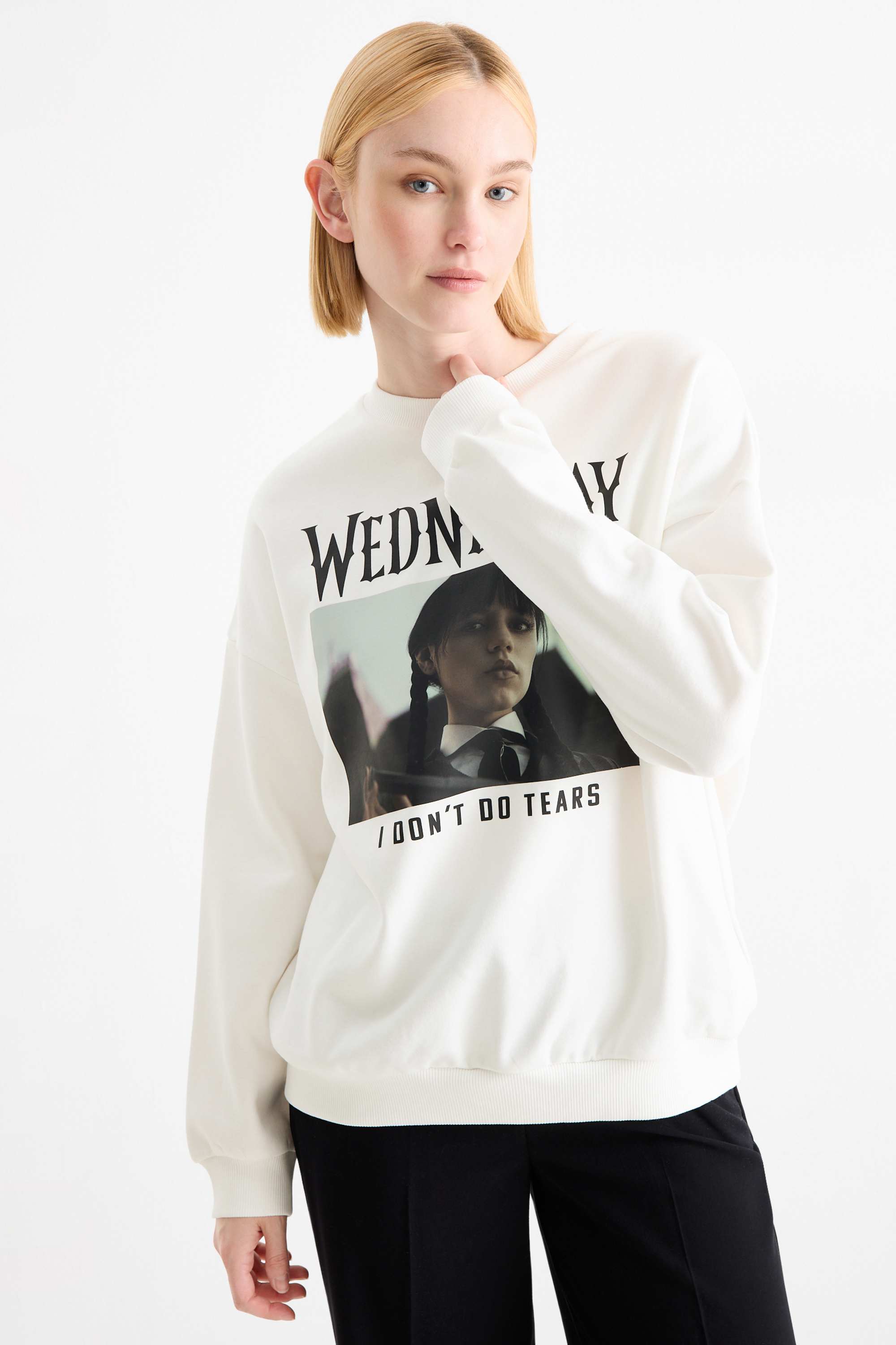Wednesday - sweatshirt white