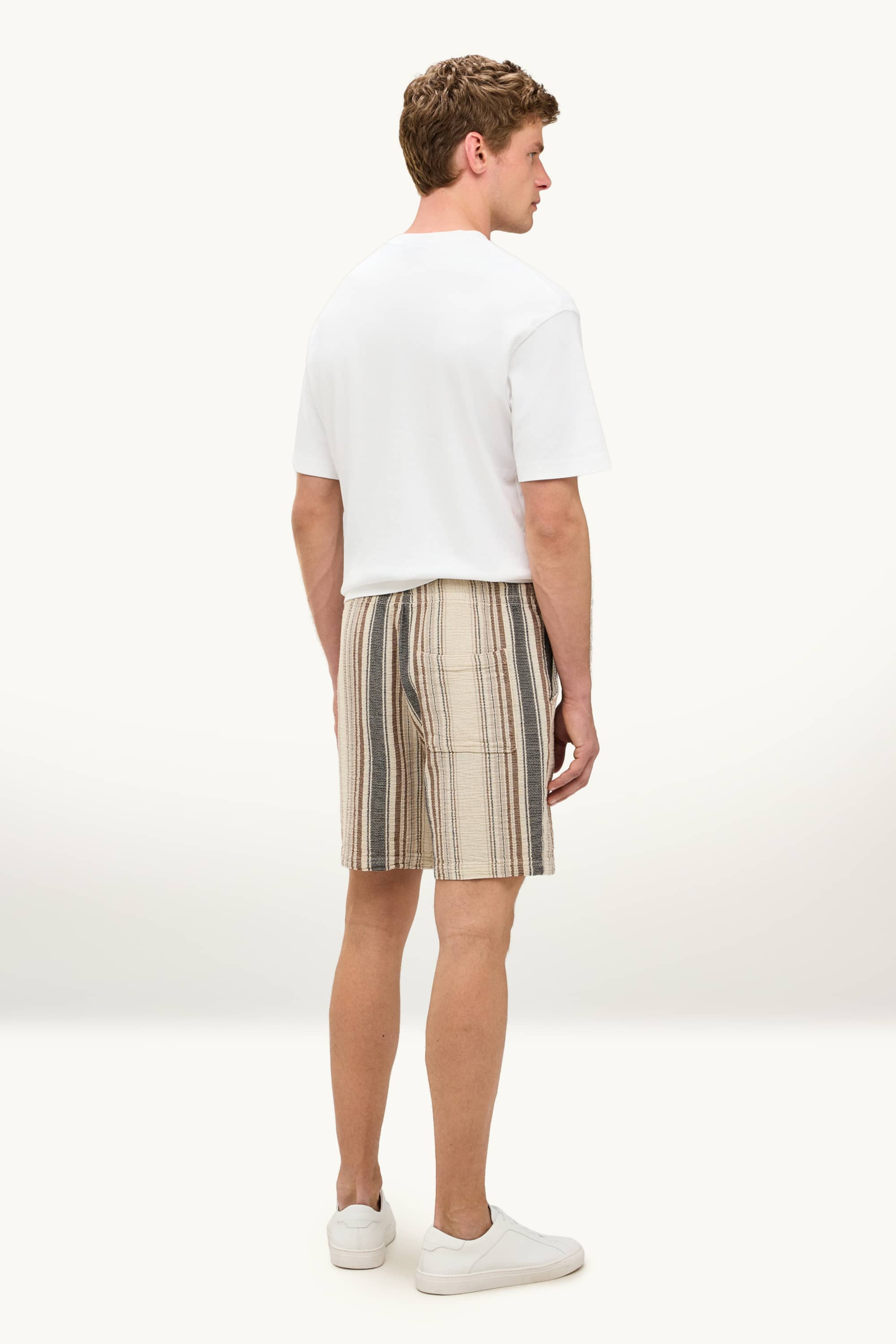 Shorts - striped - textured beige