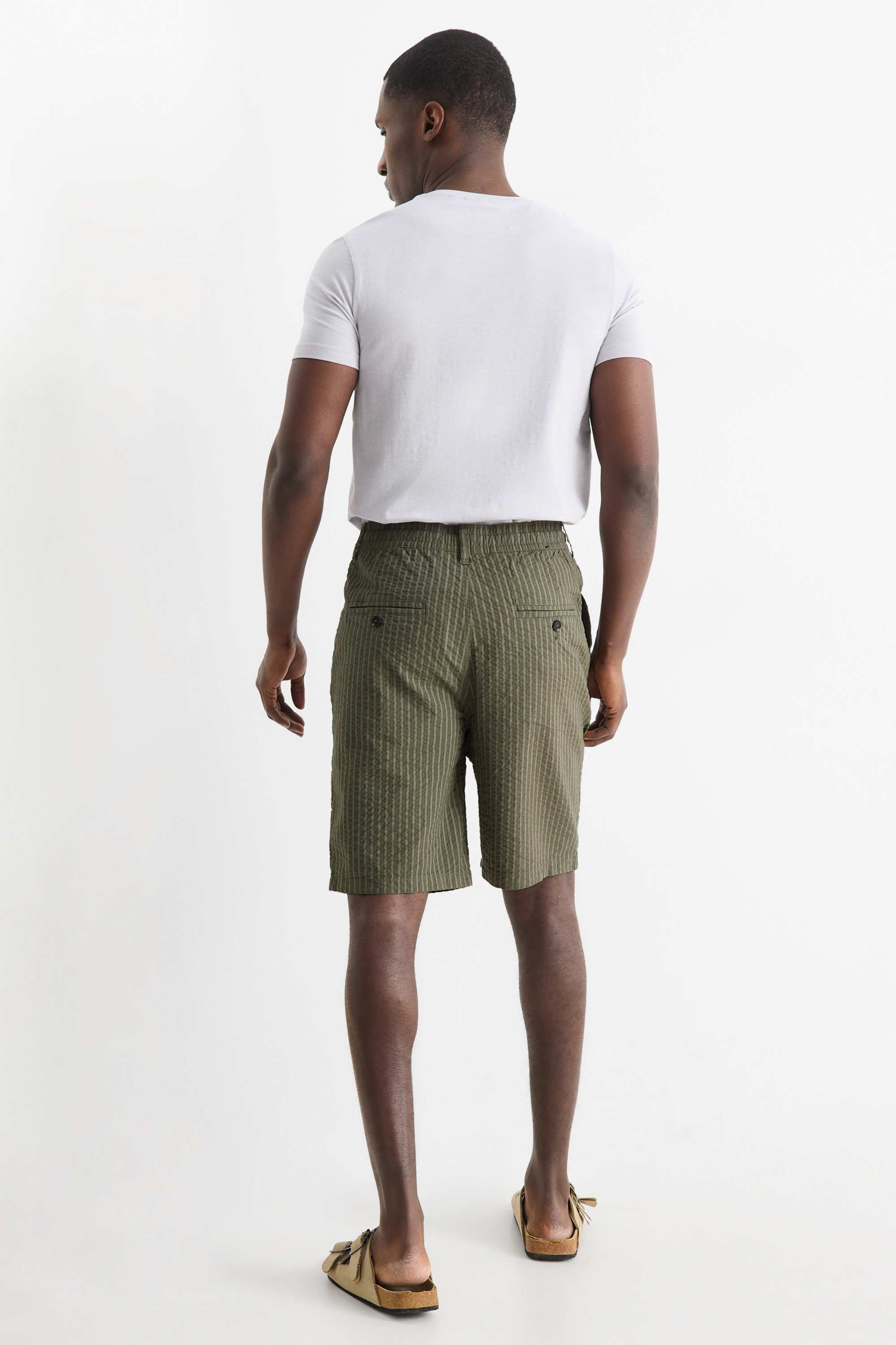 Shorts green