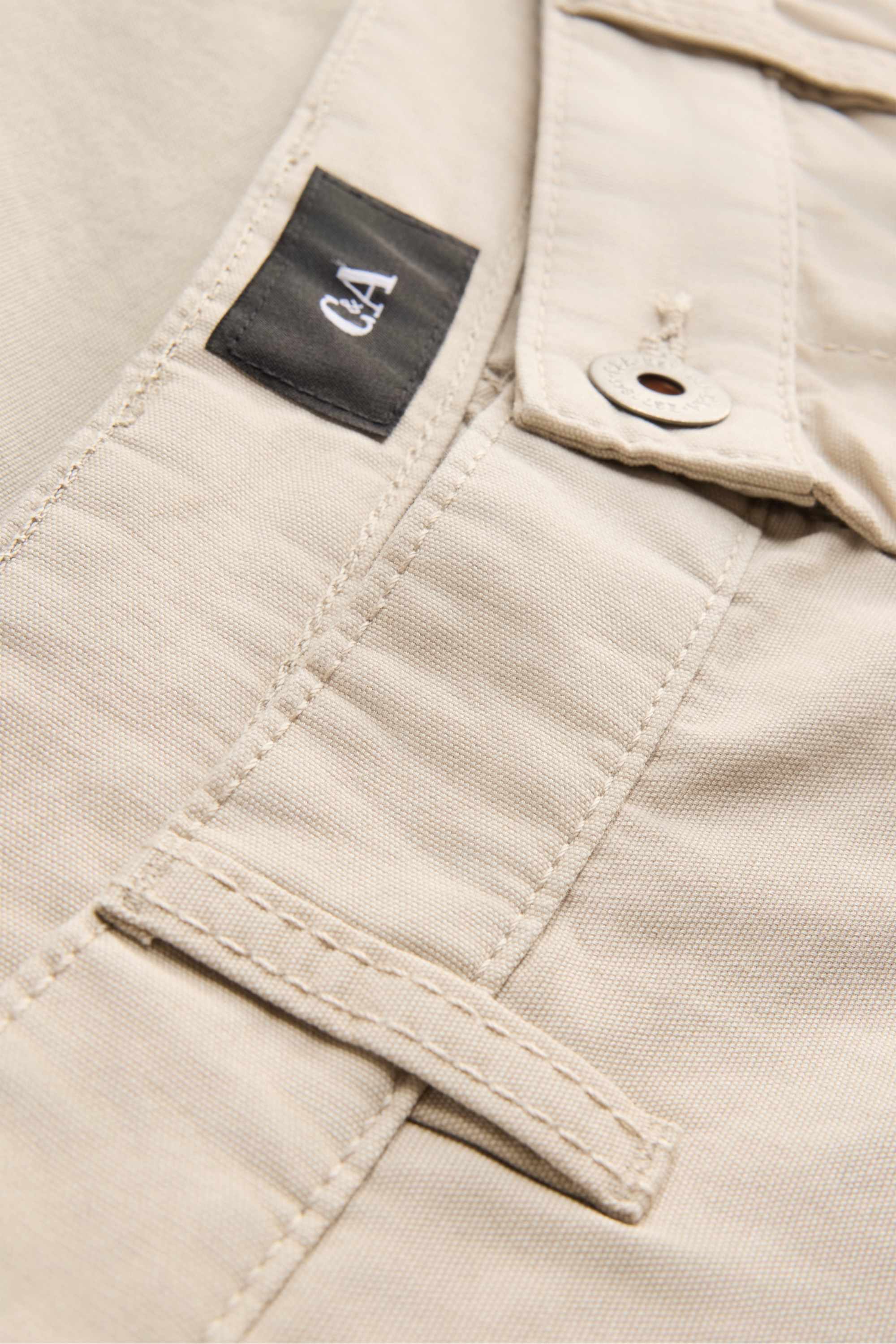 Denim cargo Bermuda shorts beige
