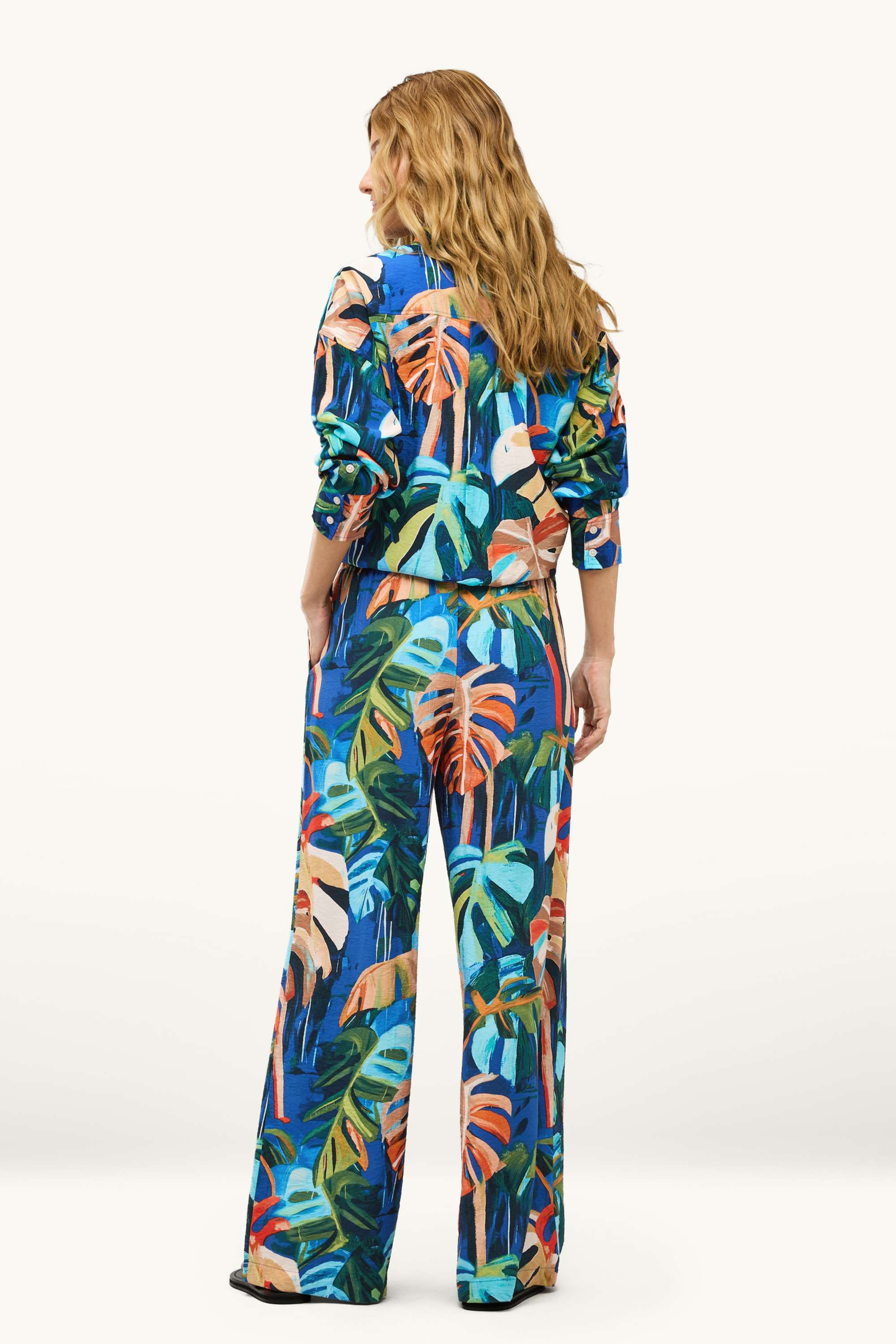 Cloth trousers - high waist - wide leg - patterned blue