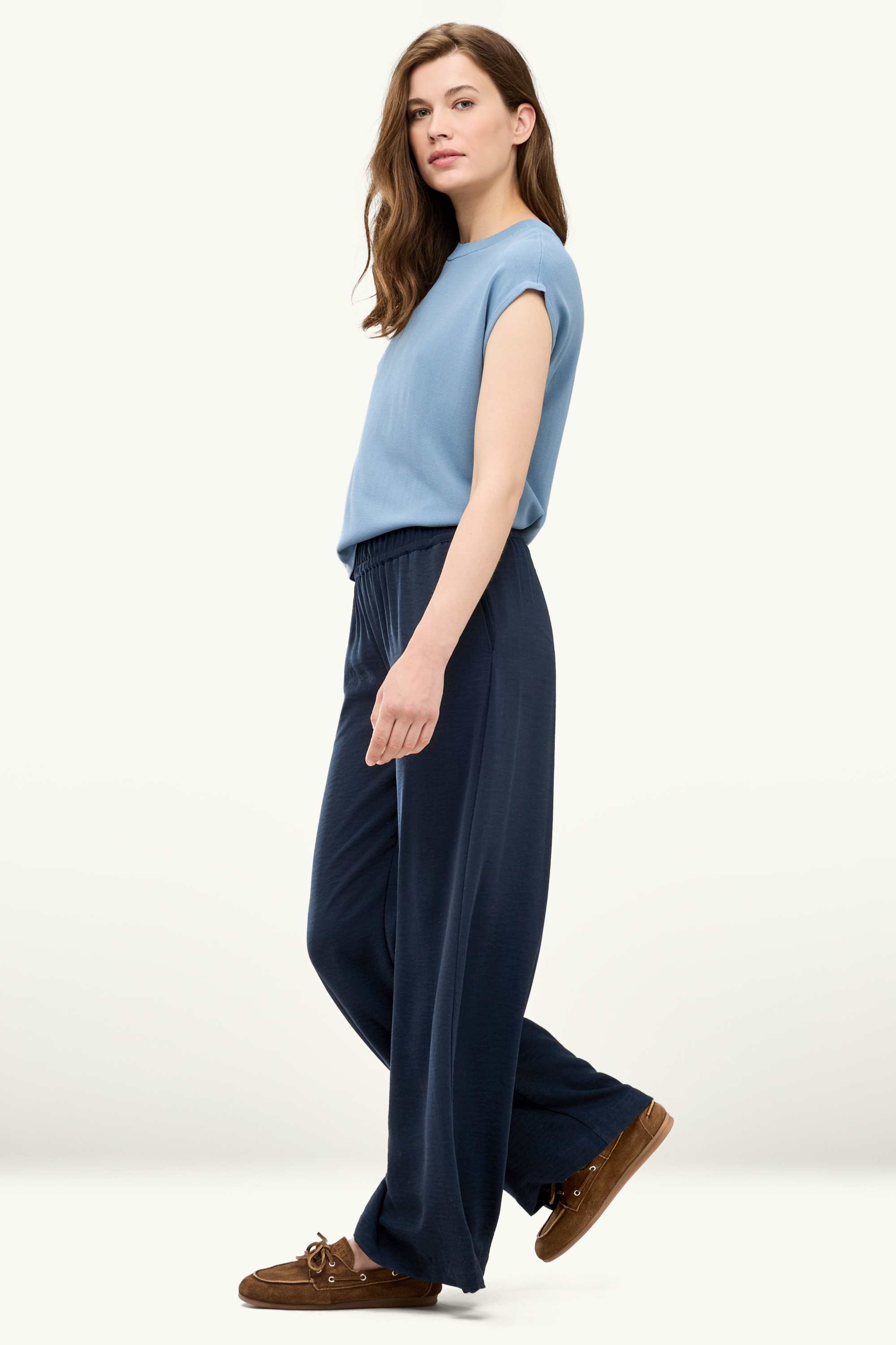 Cloth trousers - mid-rise waist - palazzo dark blue