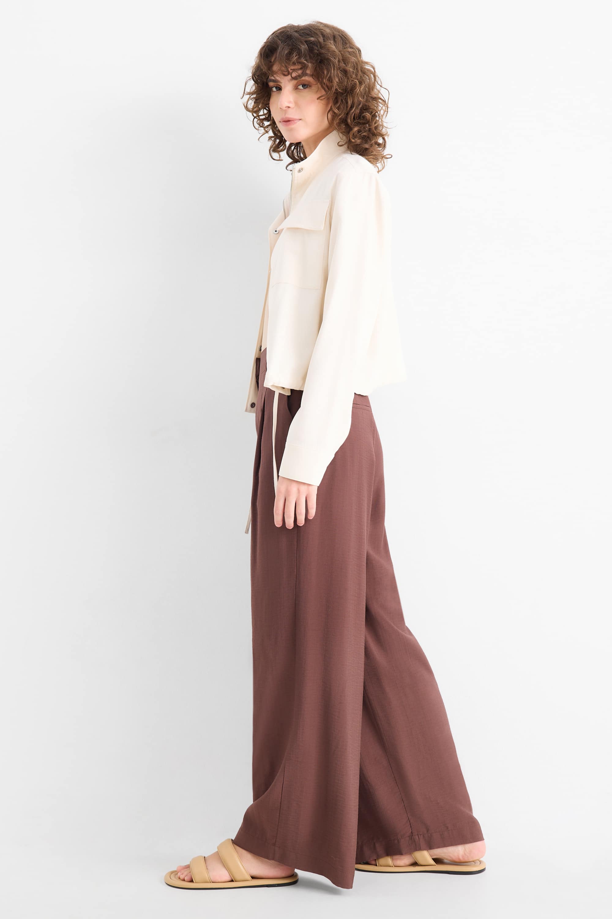 Cloth trousers - mid-rise waist - wide leg dark brown
