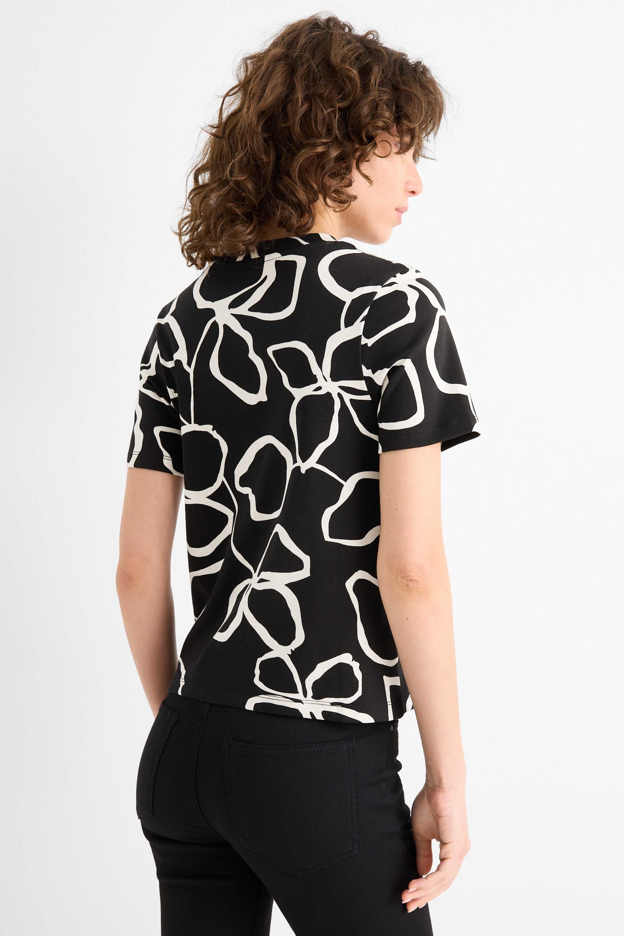 T-shirt - regular fit - floral black / white