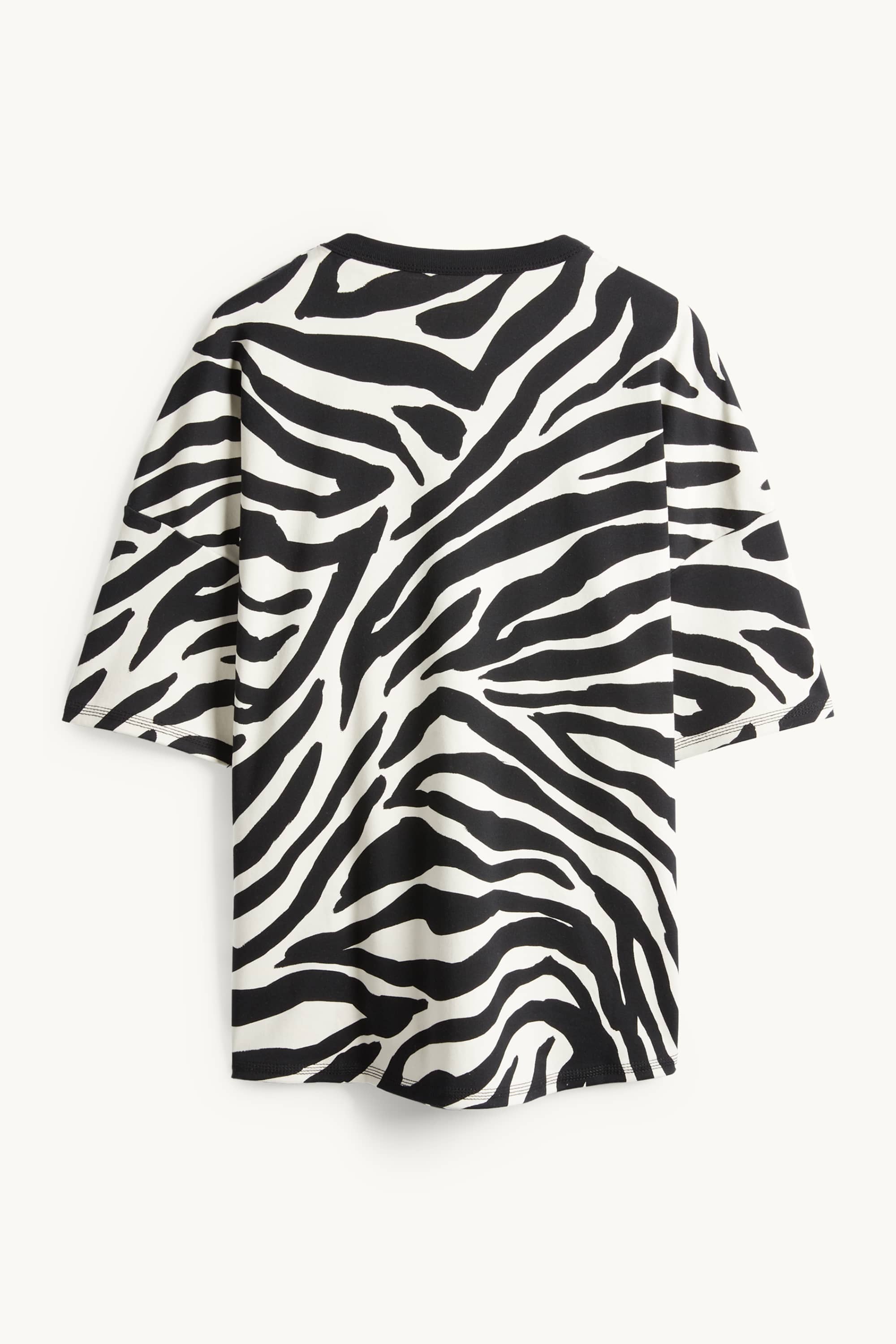 T-shirt - oversized - patterned black / white