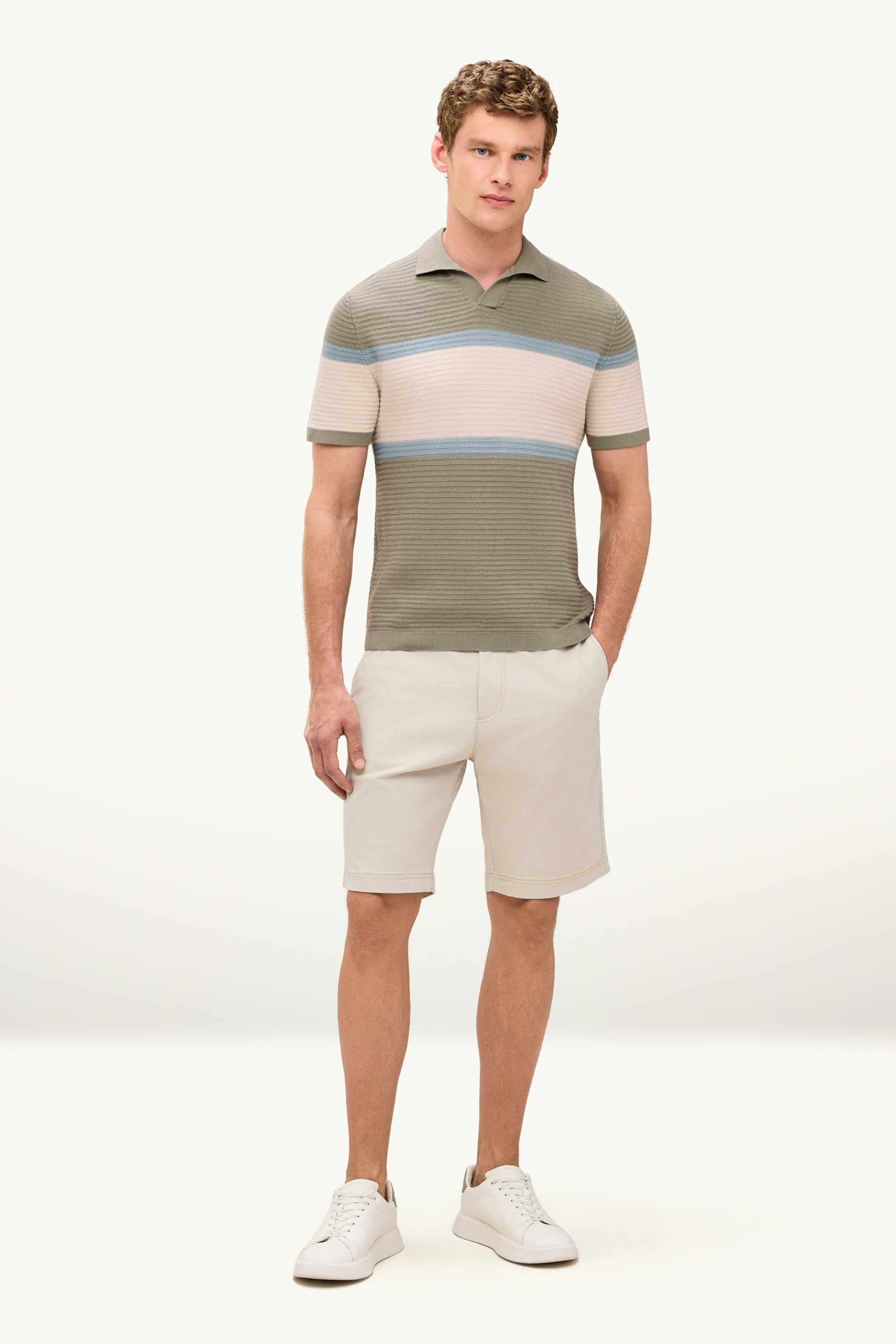 Knitted polo shirt - regular fit - striped - textured light green