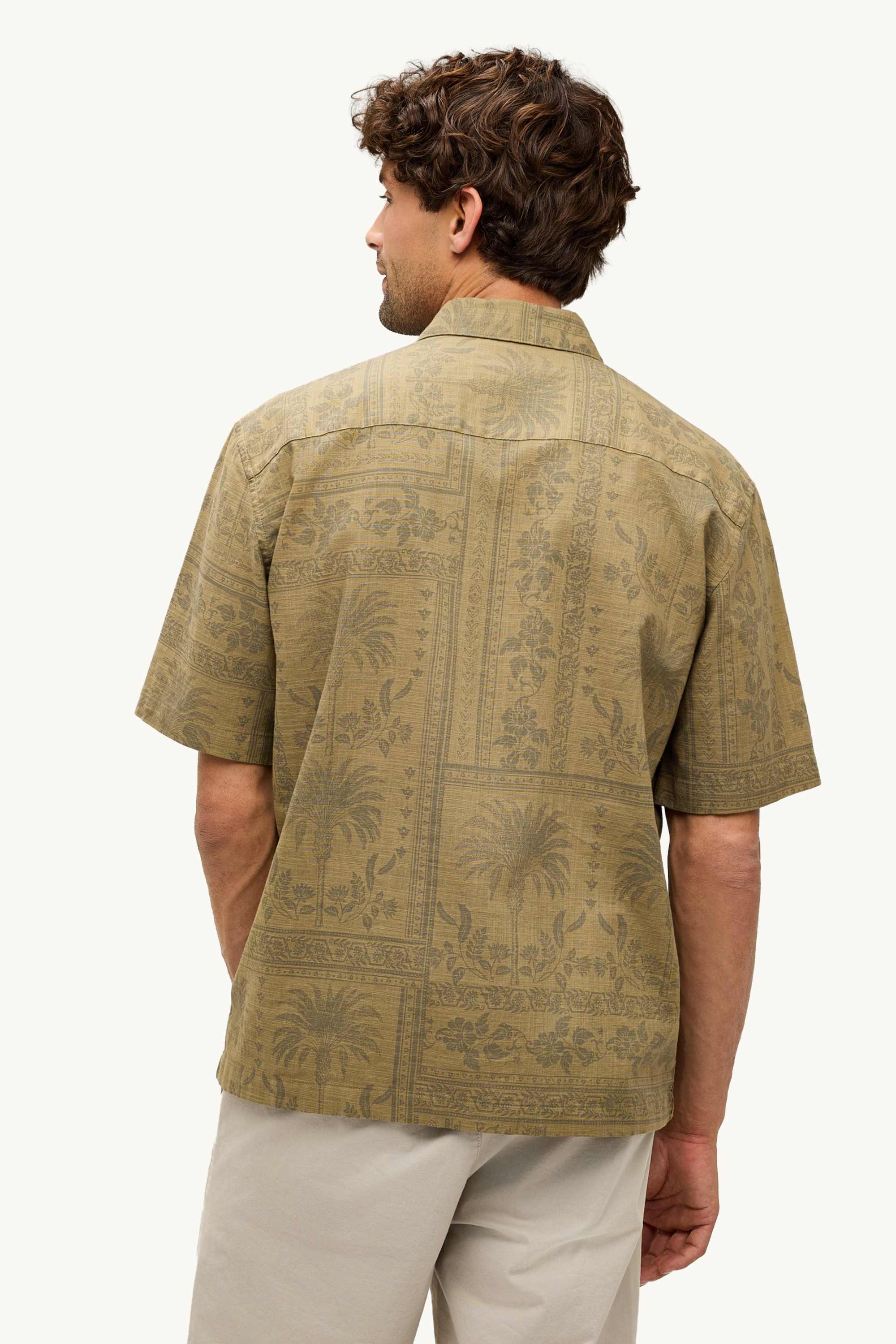 Shirt - relaxed fit - lapel collar - patterned khaki