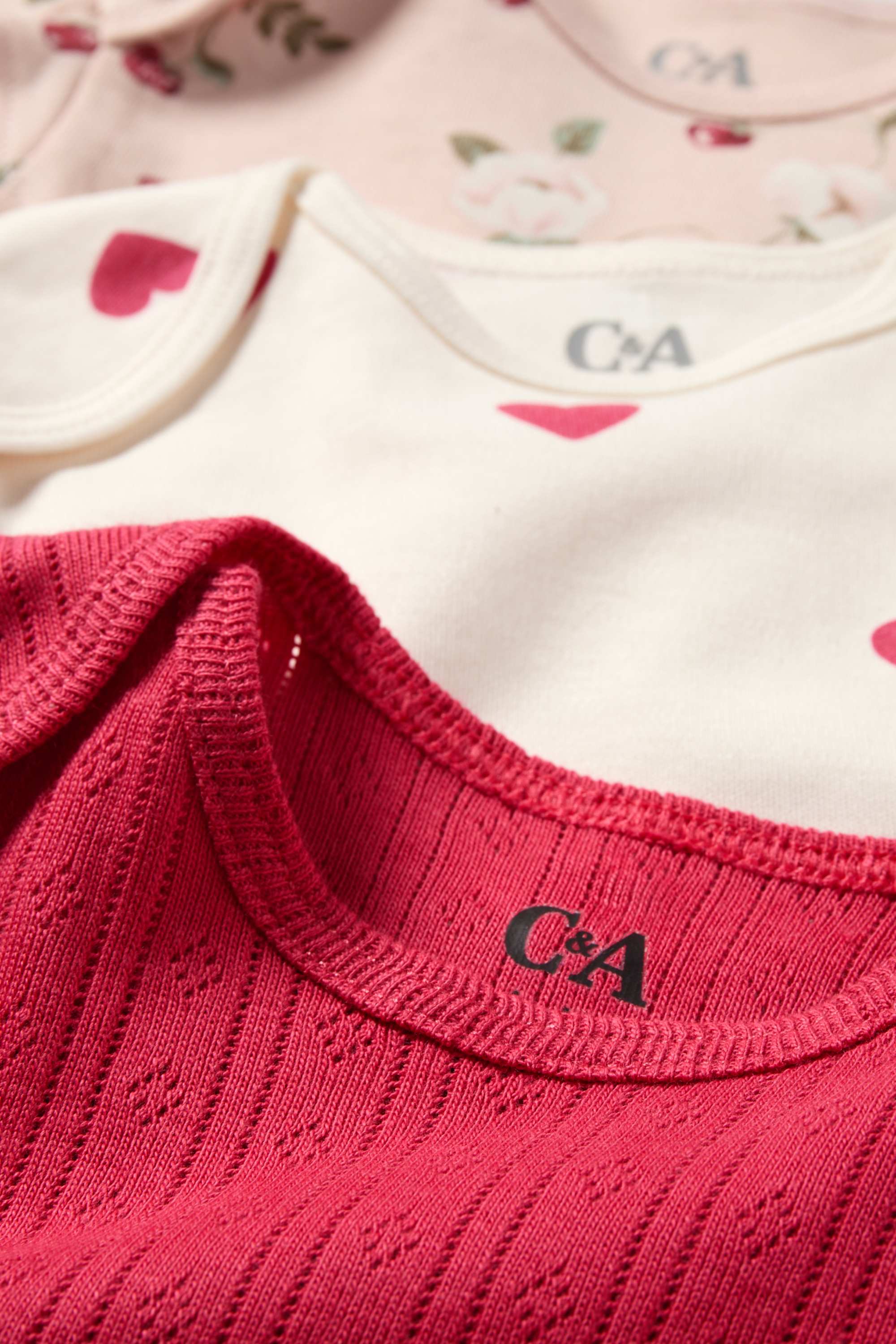 Multipack of 3 - strawberries and hearts - baby bodysuit red