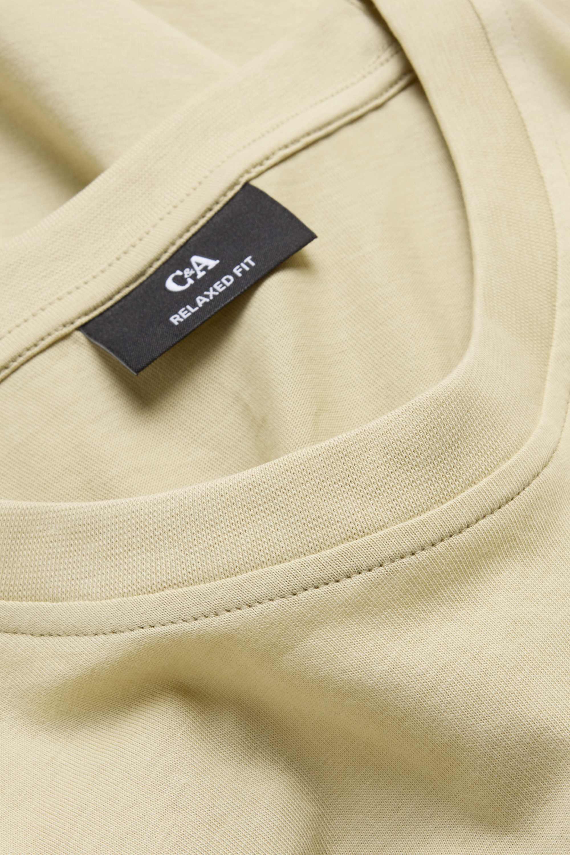 T-shirt - regular fit light green
