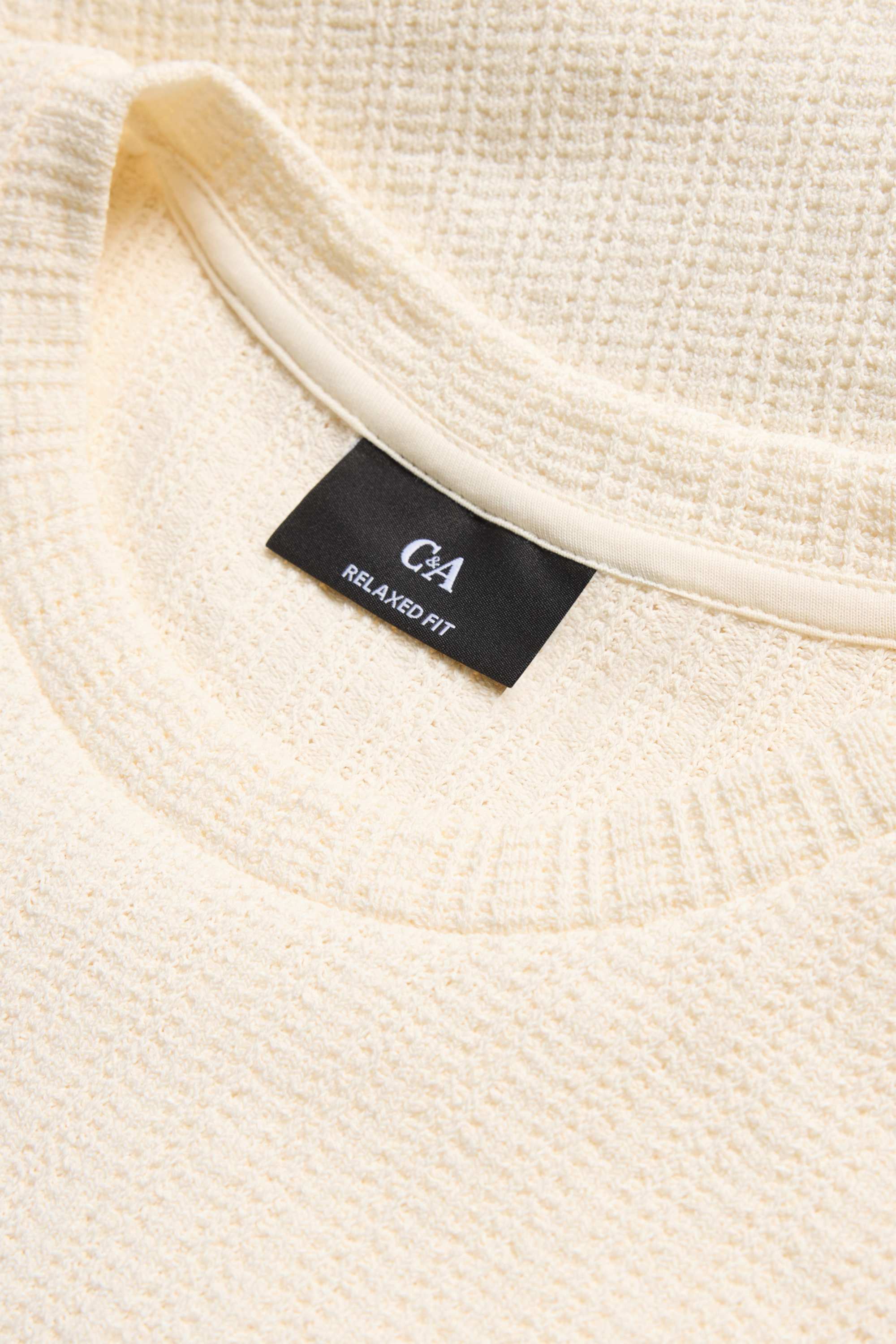 T-shirt - relaxed fit - textured creme