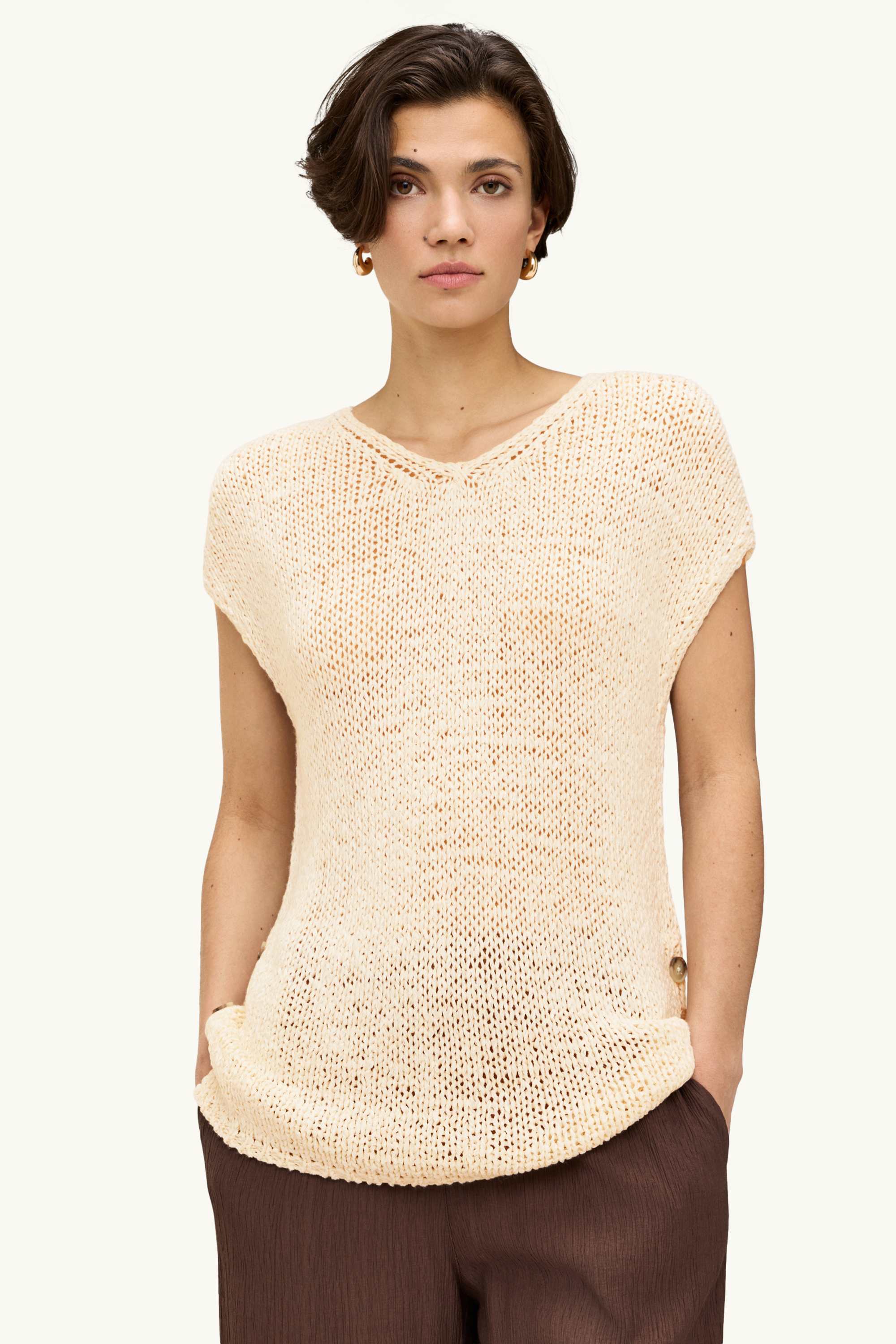 Knitted jumper - short sleeve cremewhite