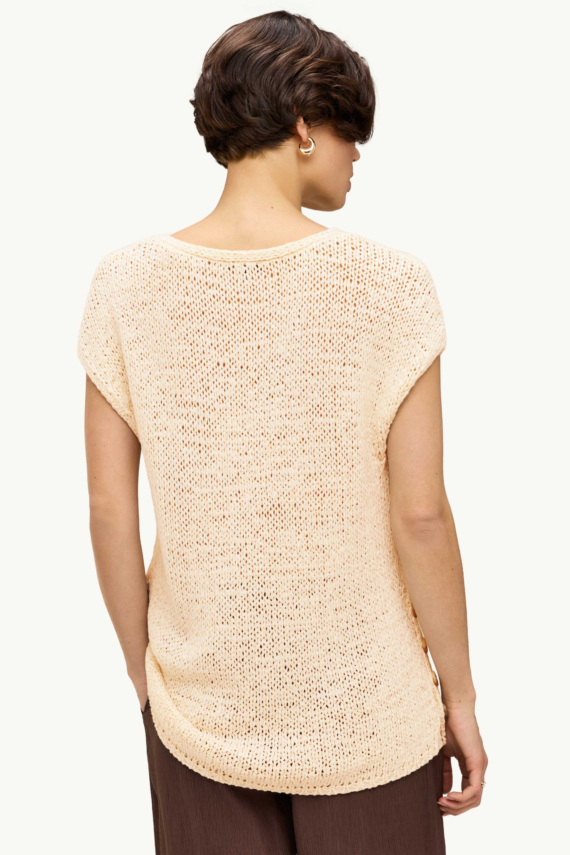 Knitted jumper - short sleeve cremewhite