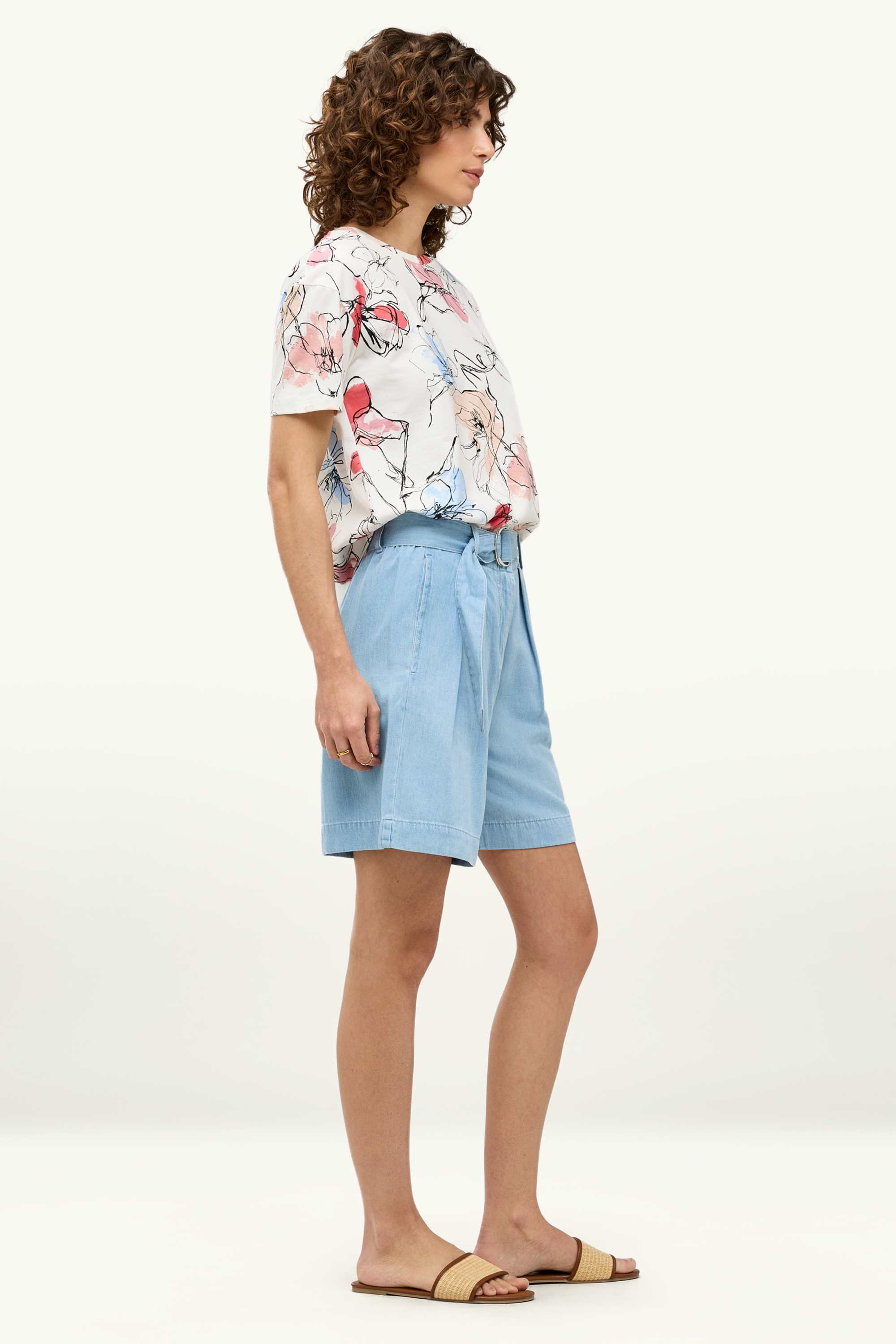 Denim shorts with belt - high waist denim-light blue