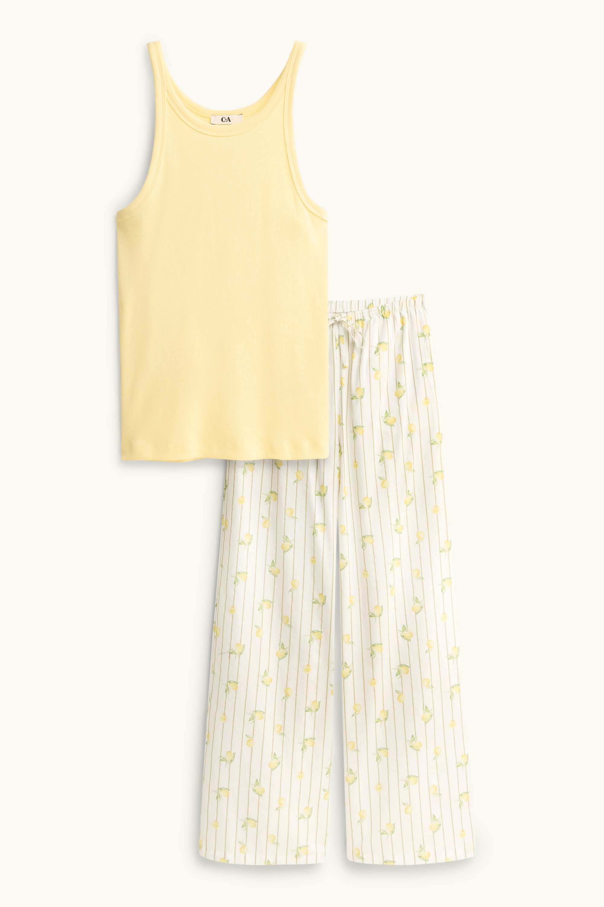 Pyjamas - patterned yellow