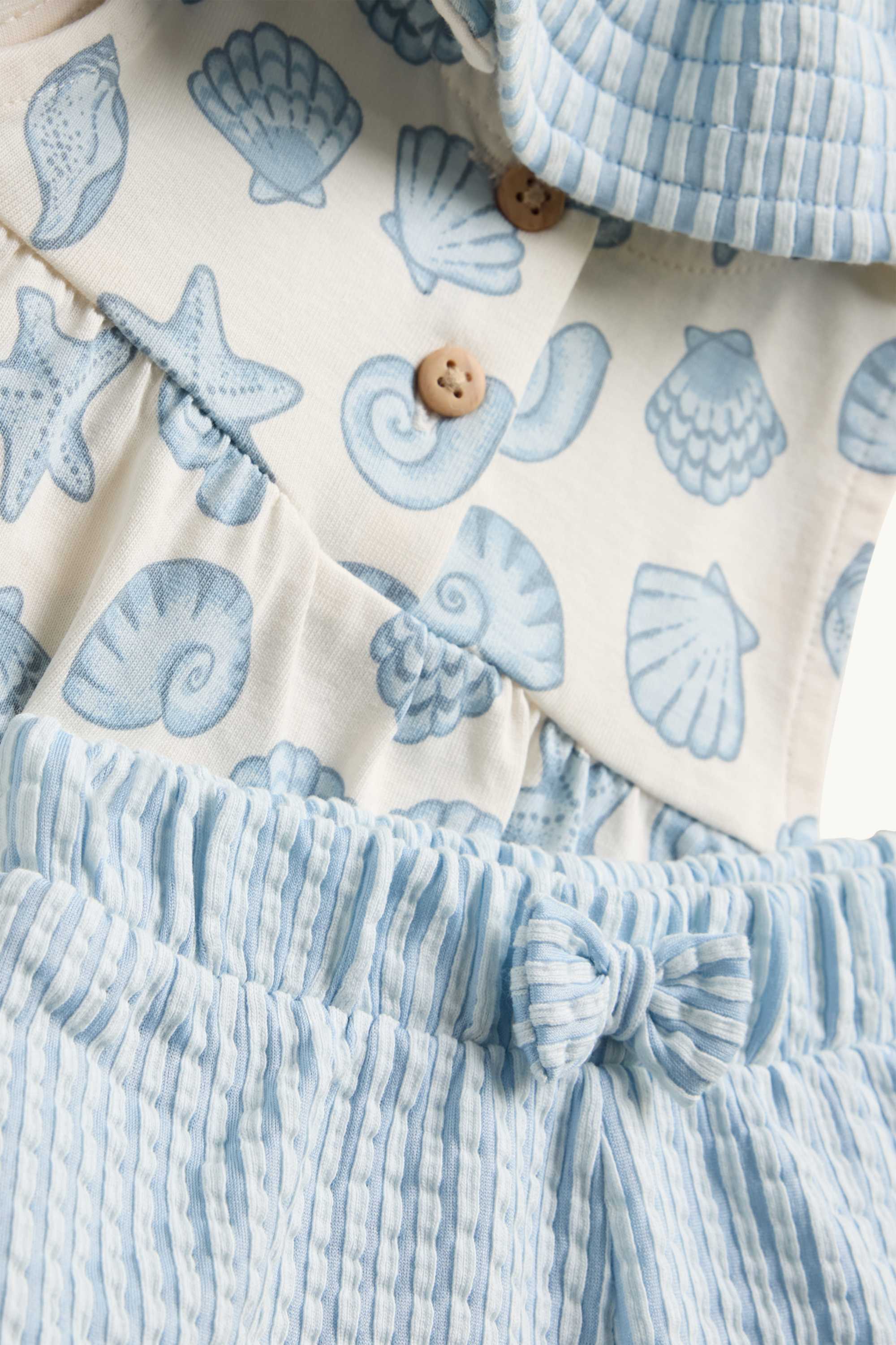 Scallop - baby outfit - 3 piece white / light blue