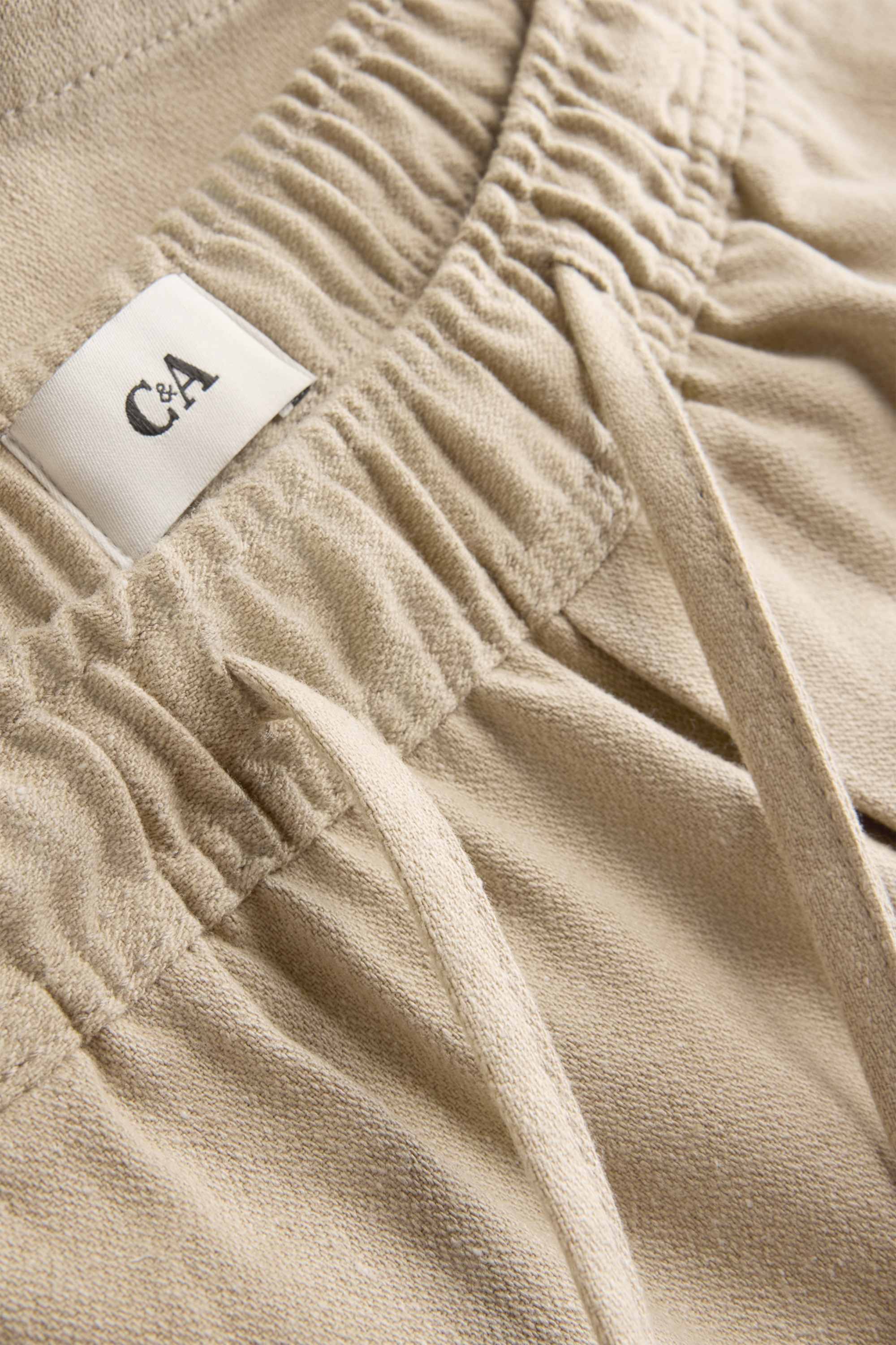 Shorts beige