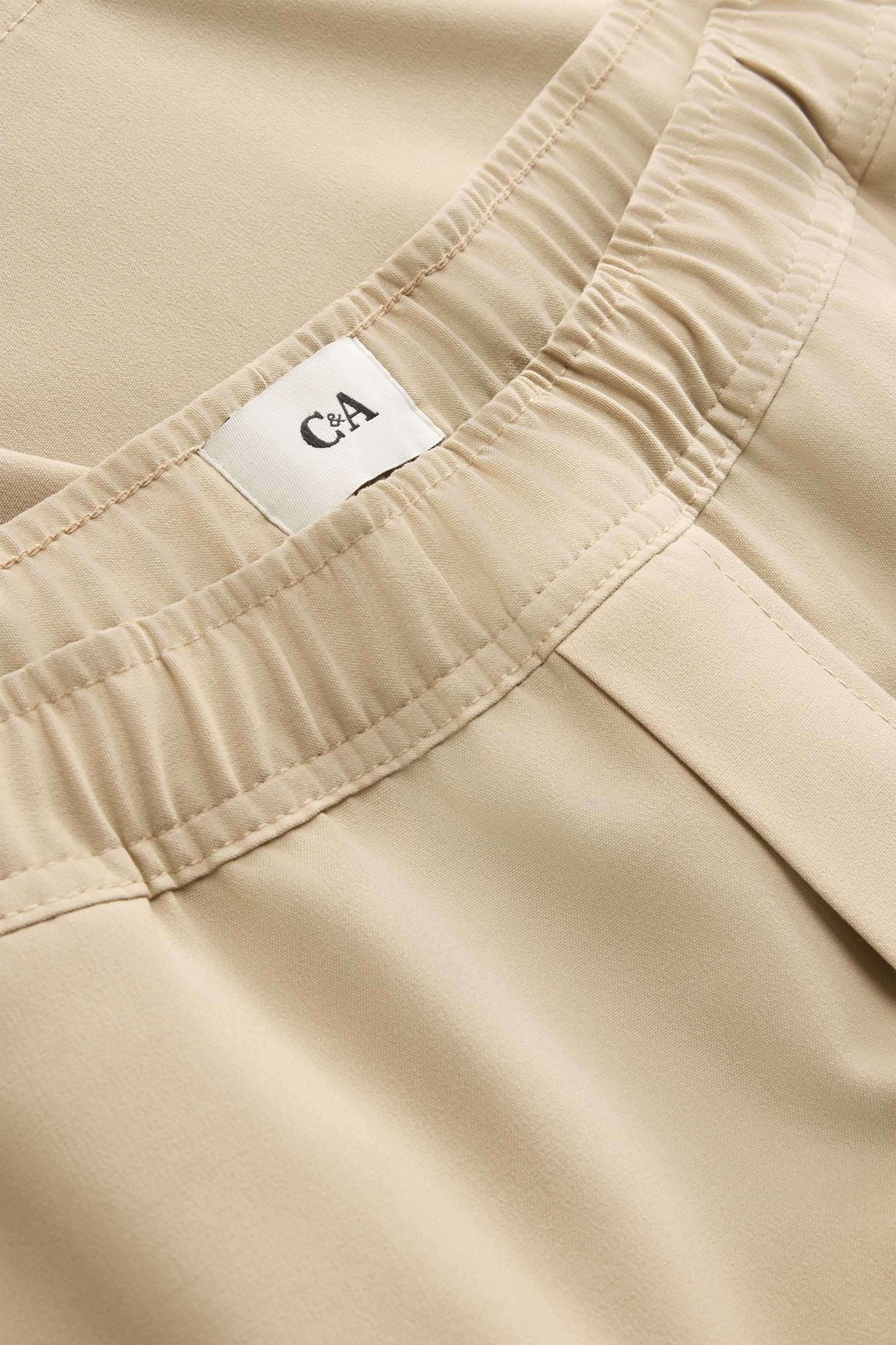 Shorts beige