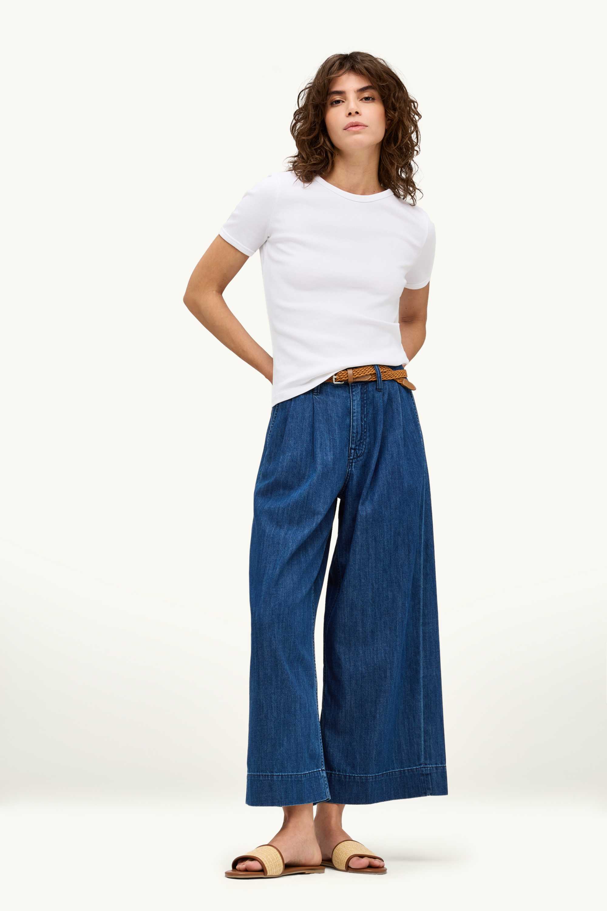 Cropped wide leg jeans with belt - mid-rise waist denim-dark blue