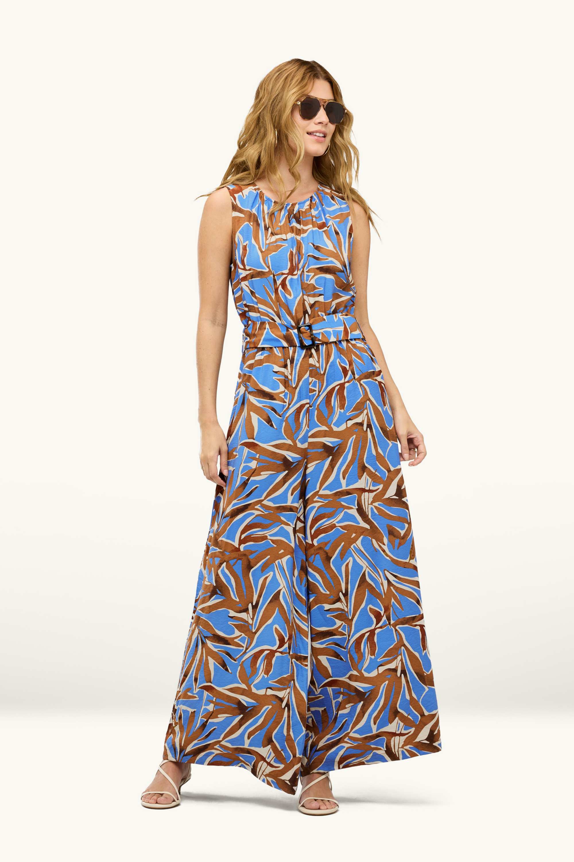 Jumpsuit with belt - patterned brown / blue