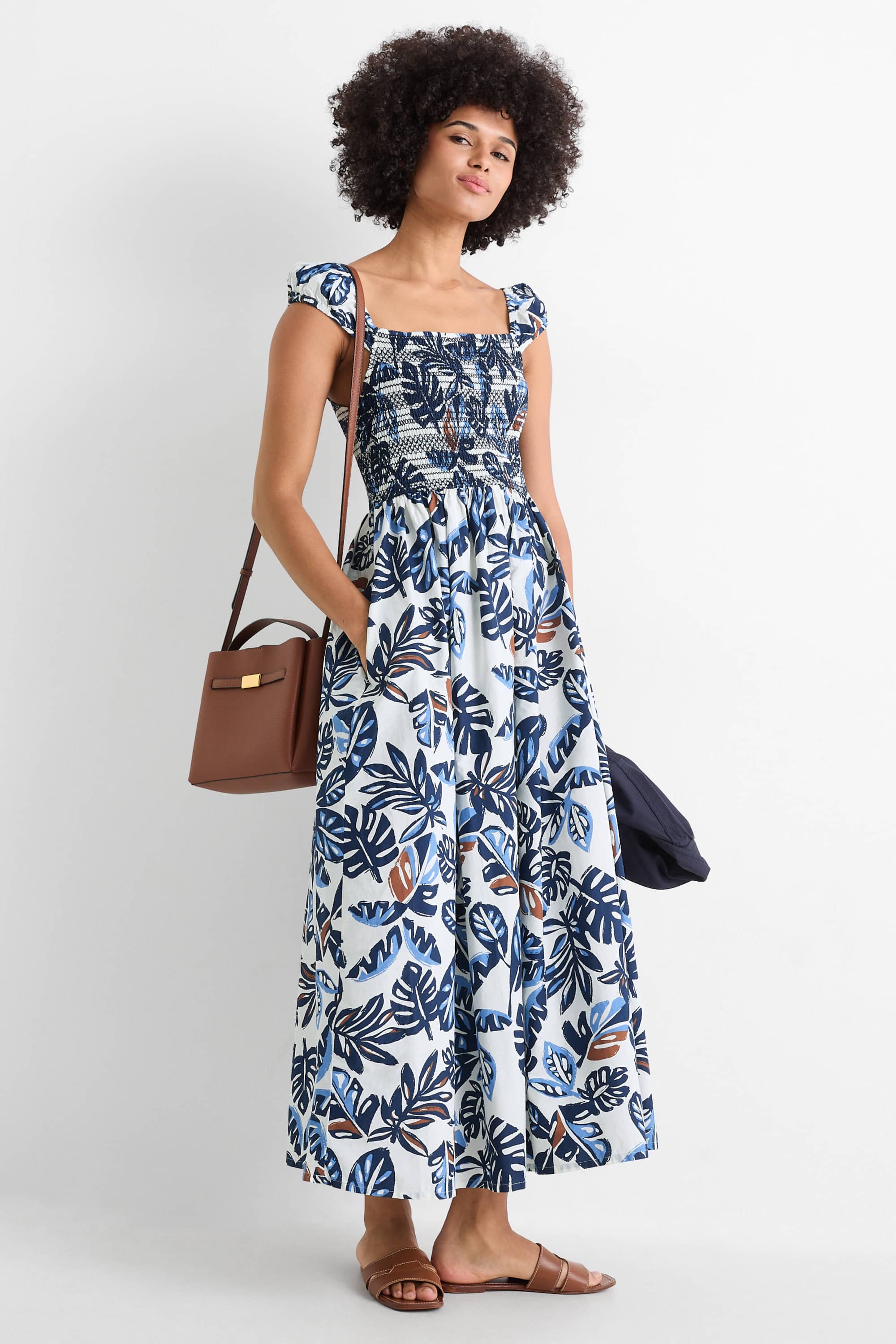 Dress - patterned - smocked dark blue / creme white