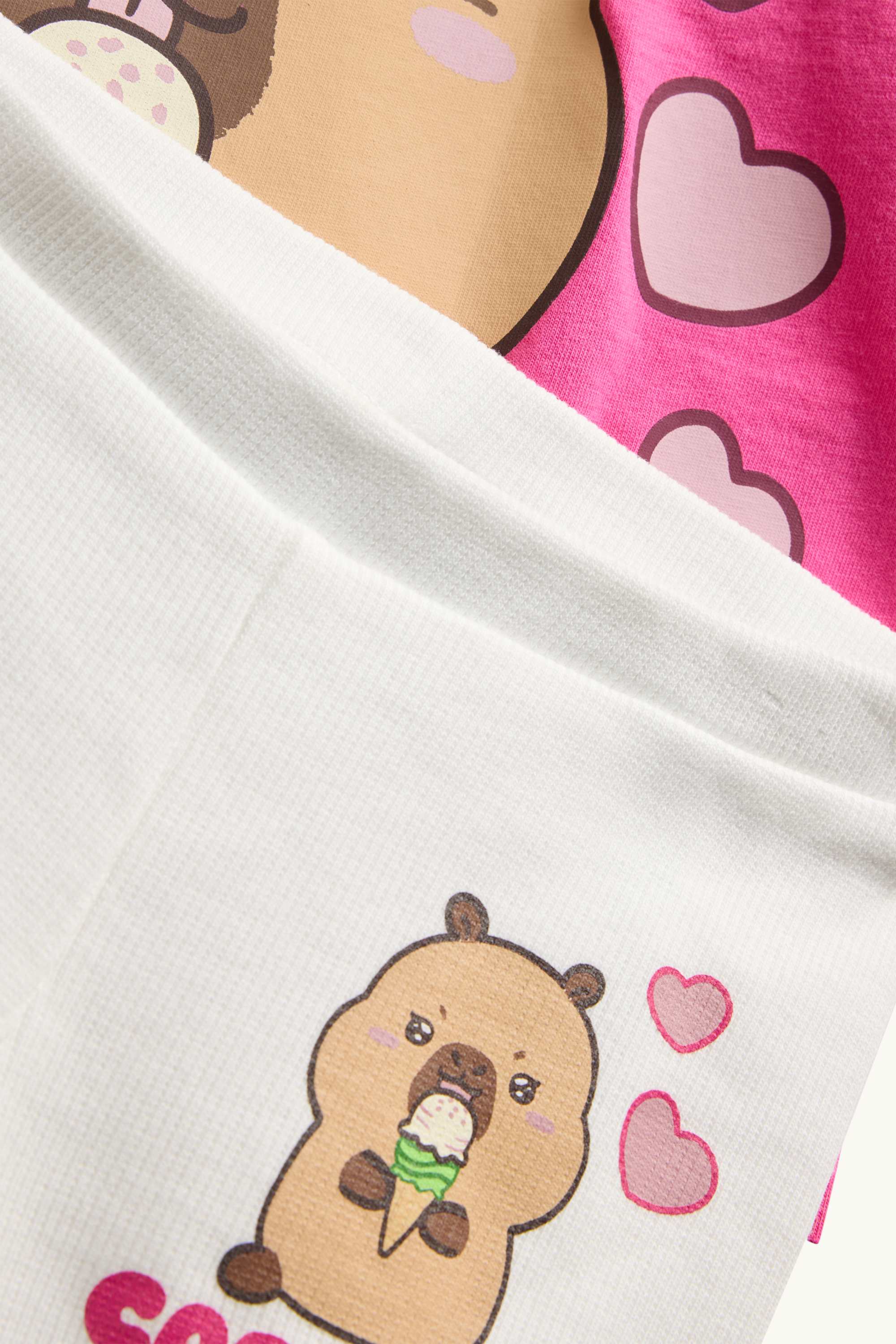 CapyFun - set - short sleeve T-shirt and shorts - 2 piece white / pink