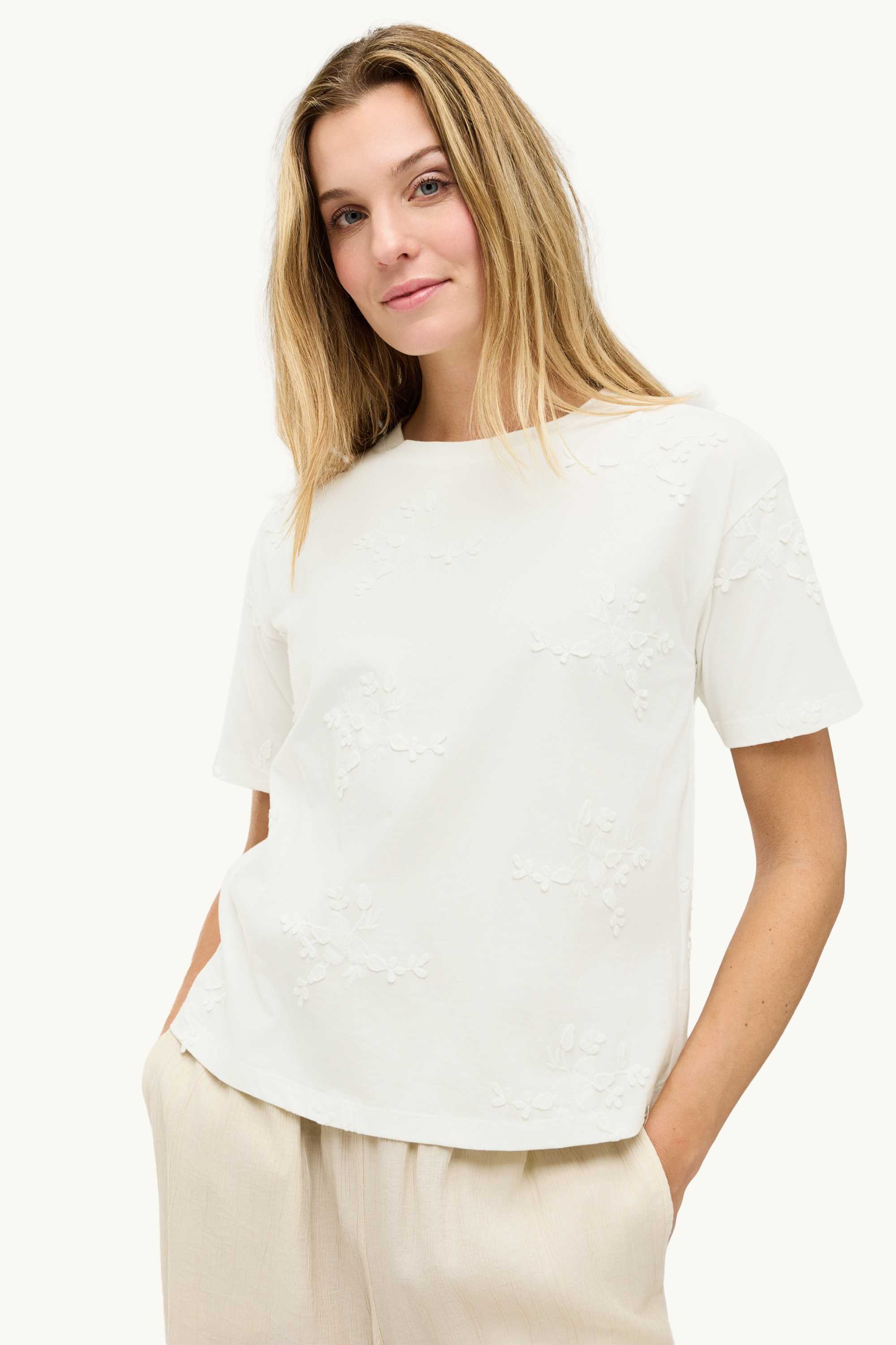 T-shirt - regular fit - embroidered - floral white