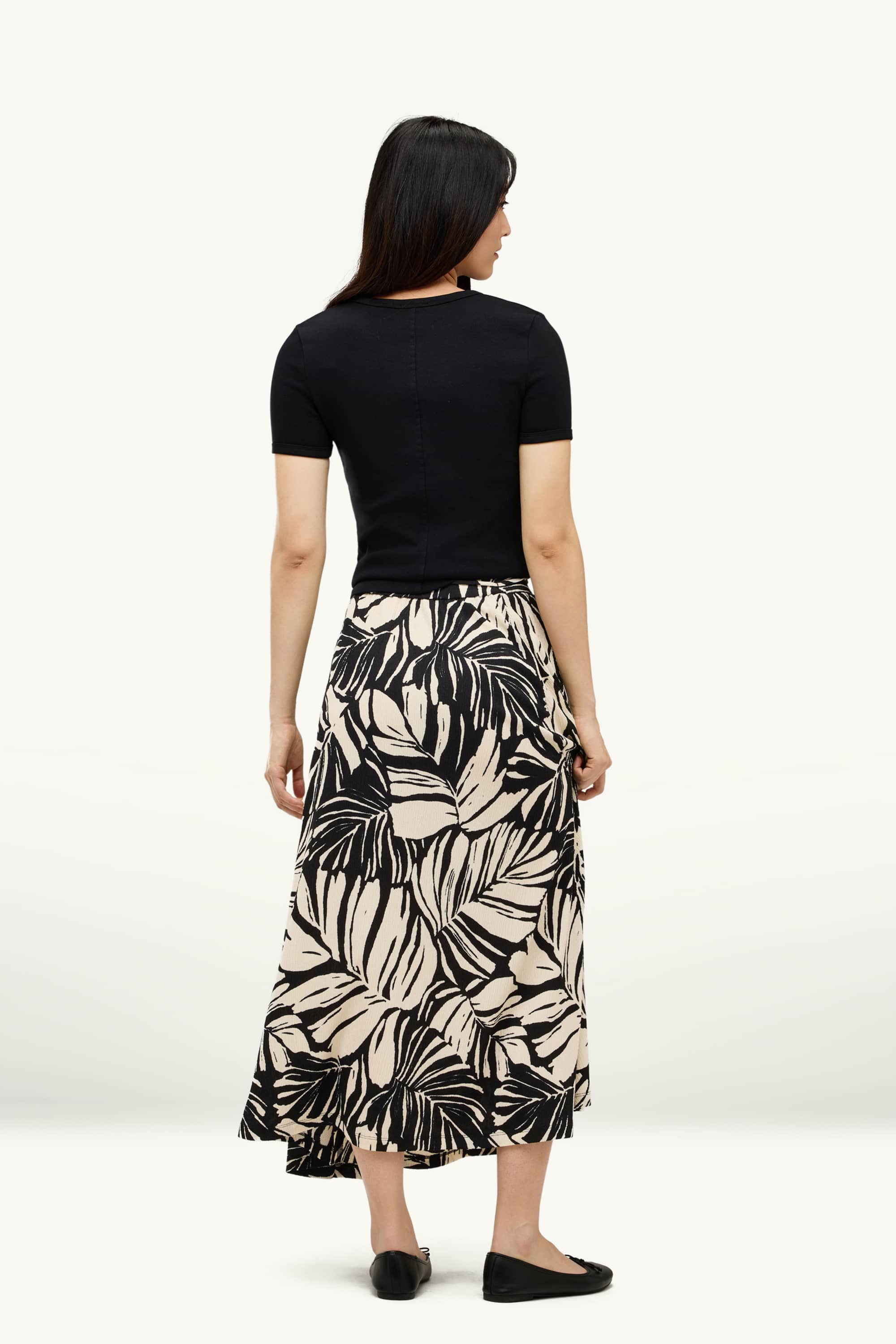 Skirt - patterned white / black