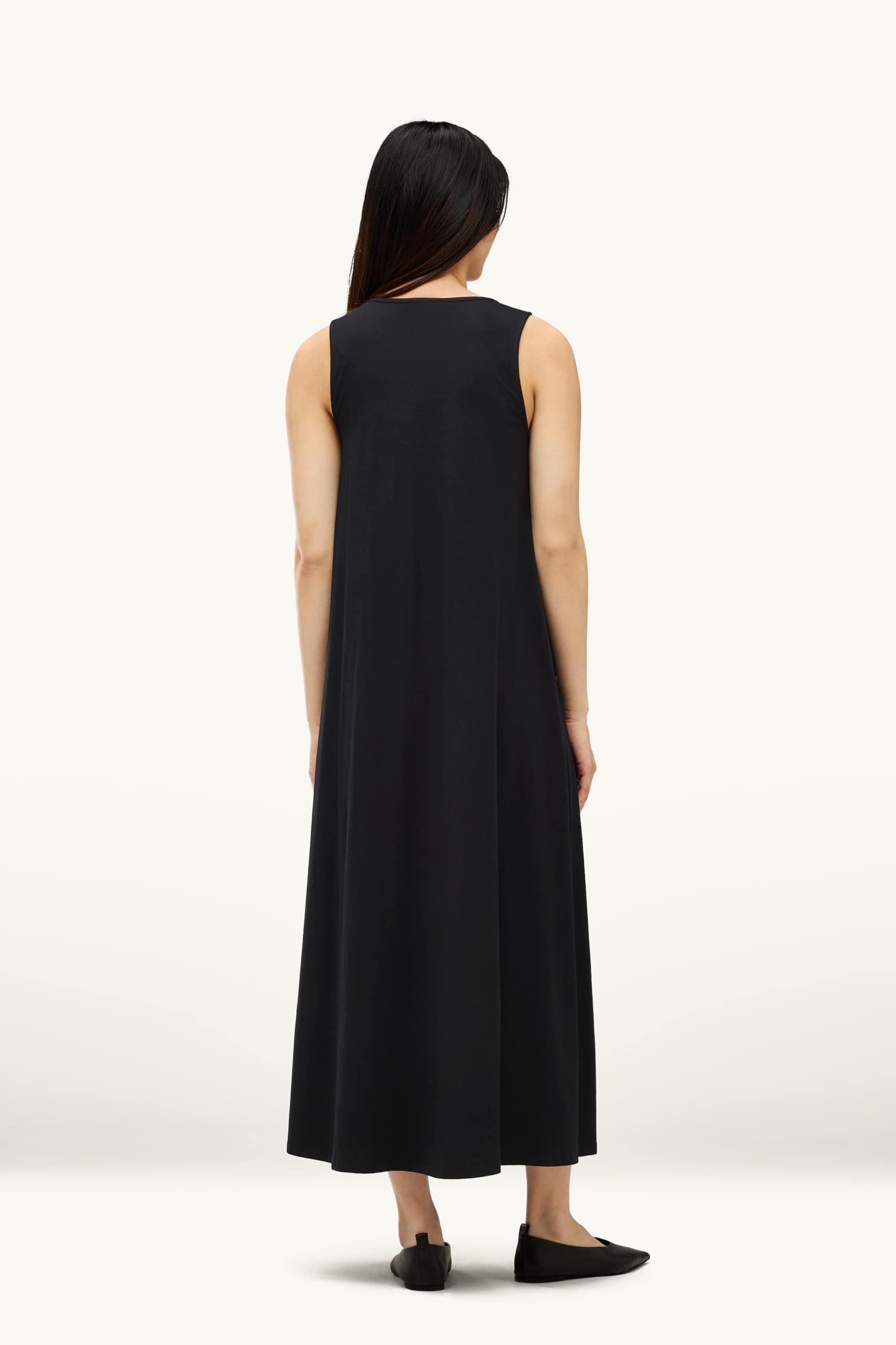 V-neck A-line dress black