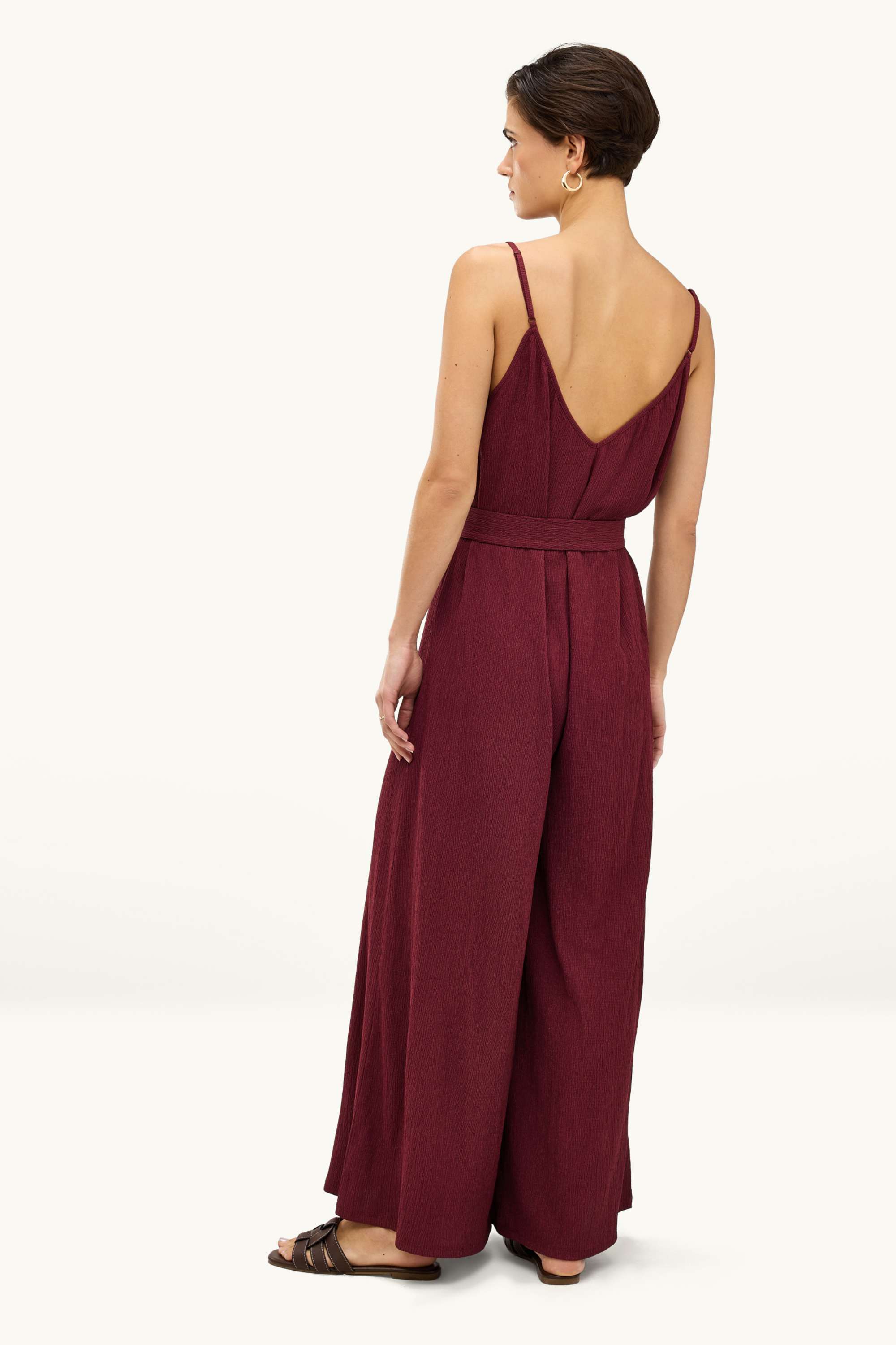 Jumpsuit with belt - textured dark red